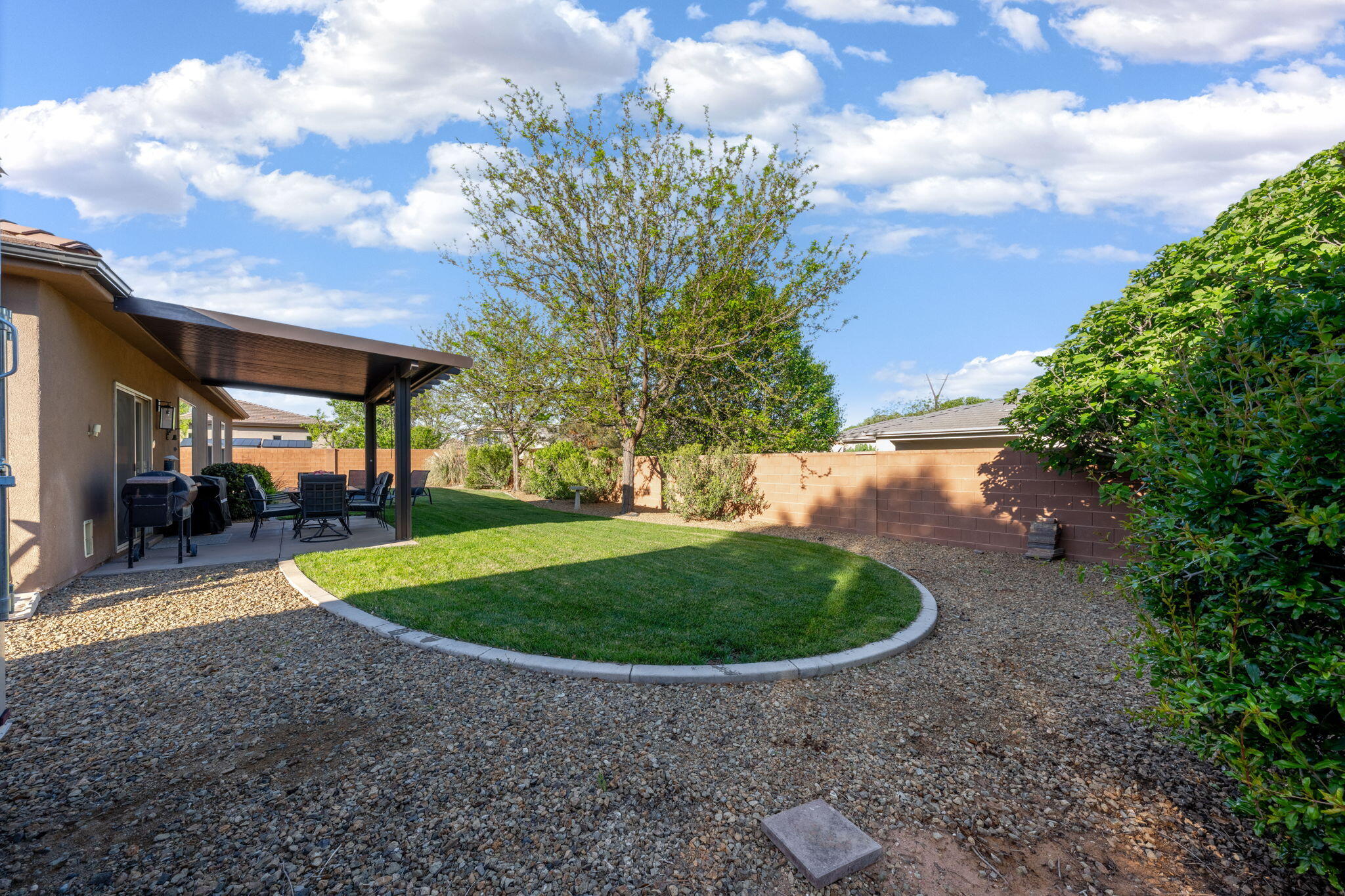 HERITAGE FIELDS - Residential