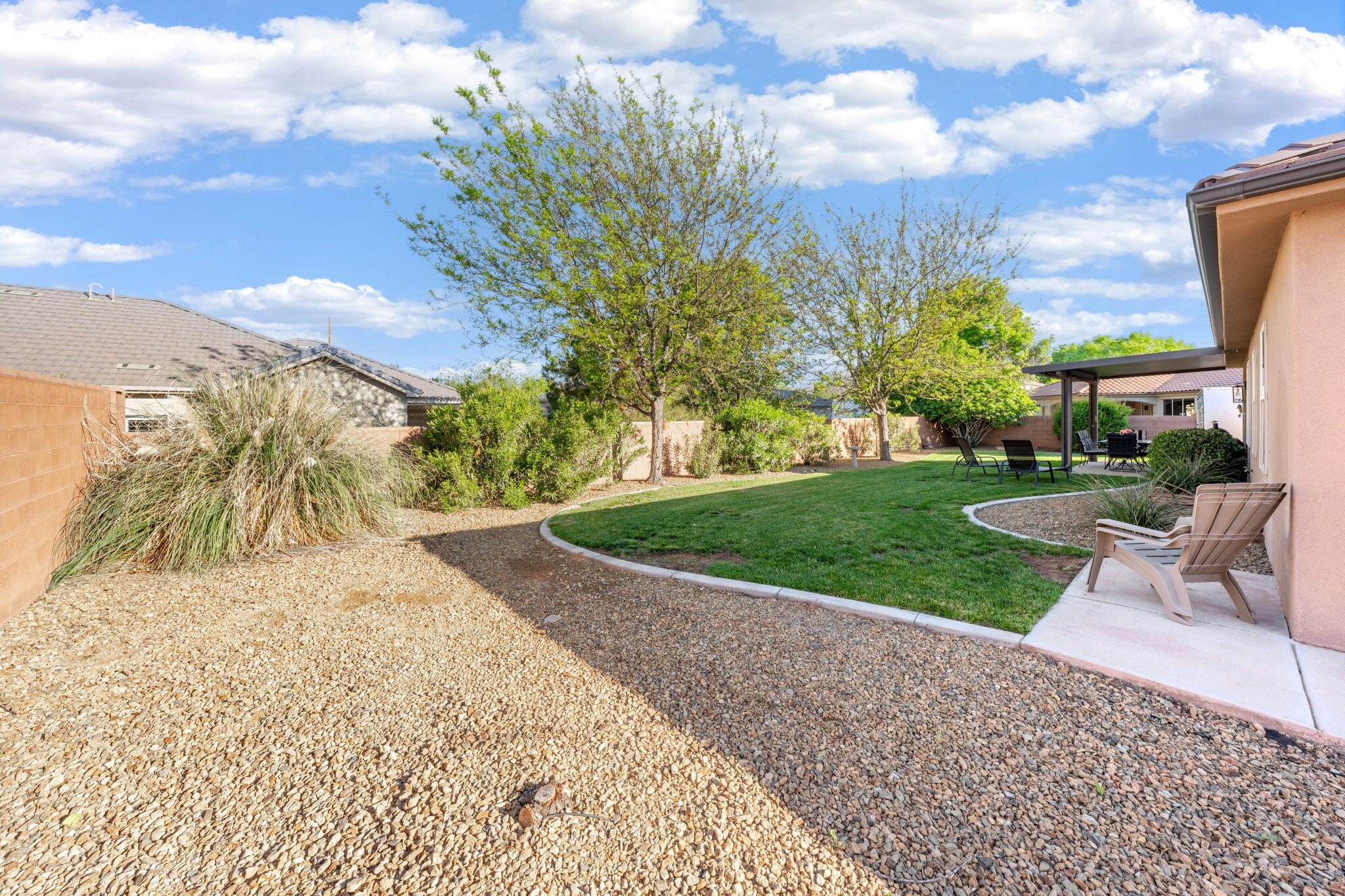 HERITAGE FIELDS - Residential