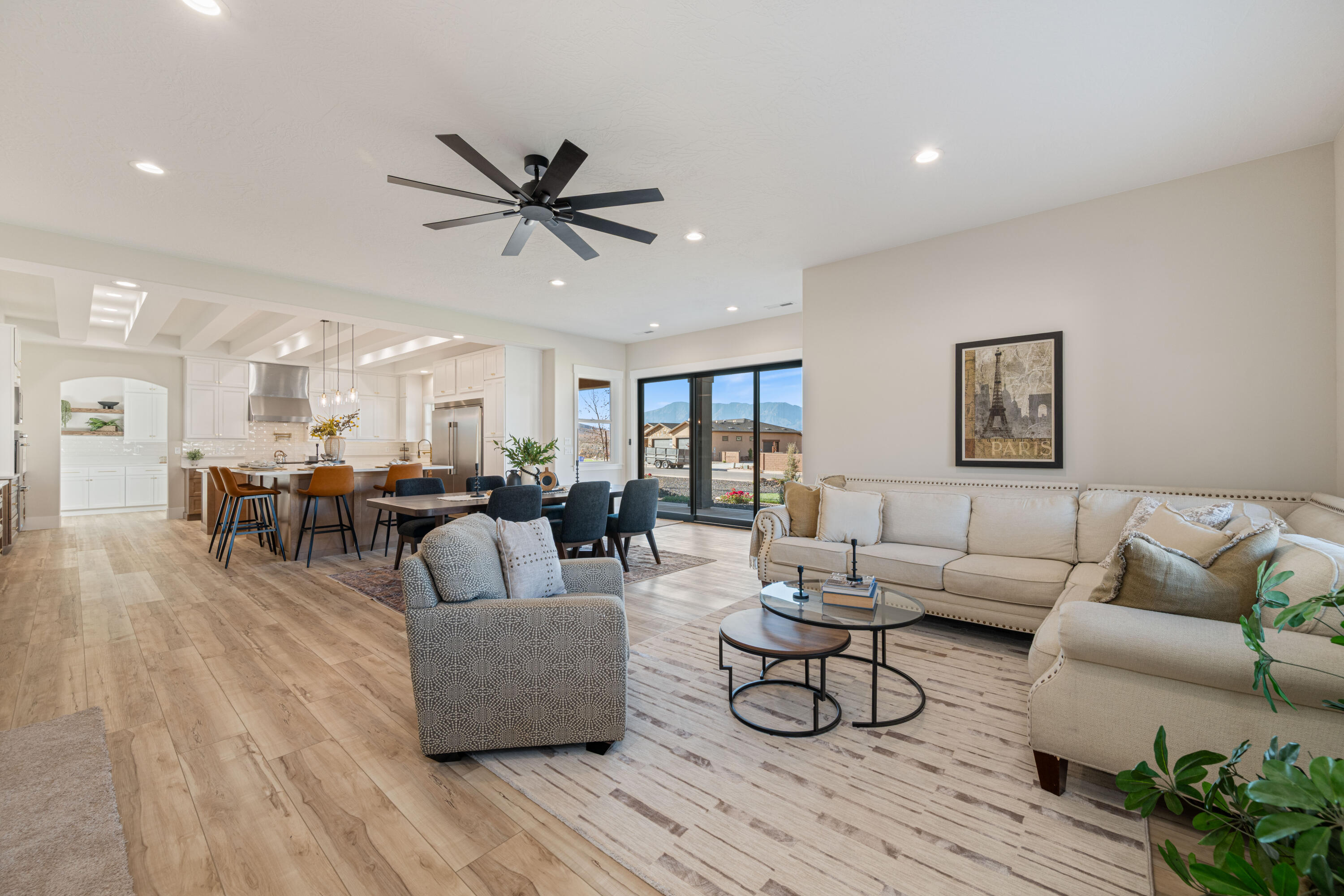 HURRICANE FIELDS ESTATES - Residential