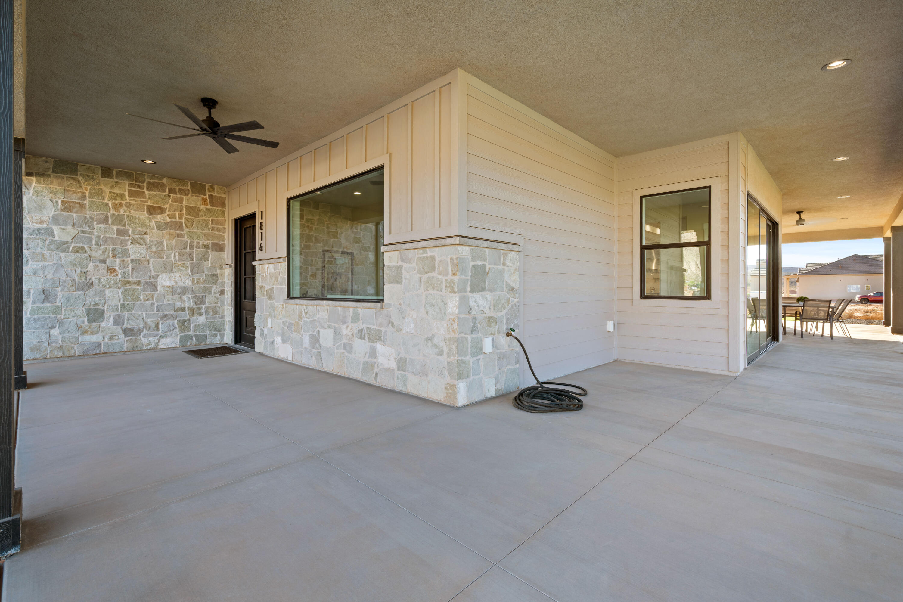 HURRICANE FIELDS ESTATES - Residential