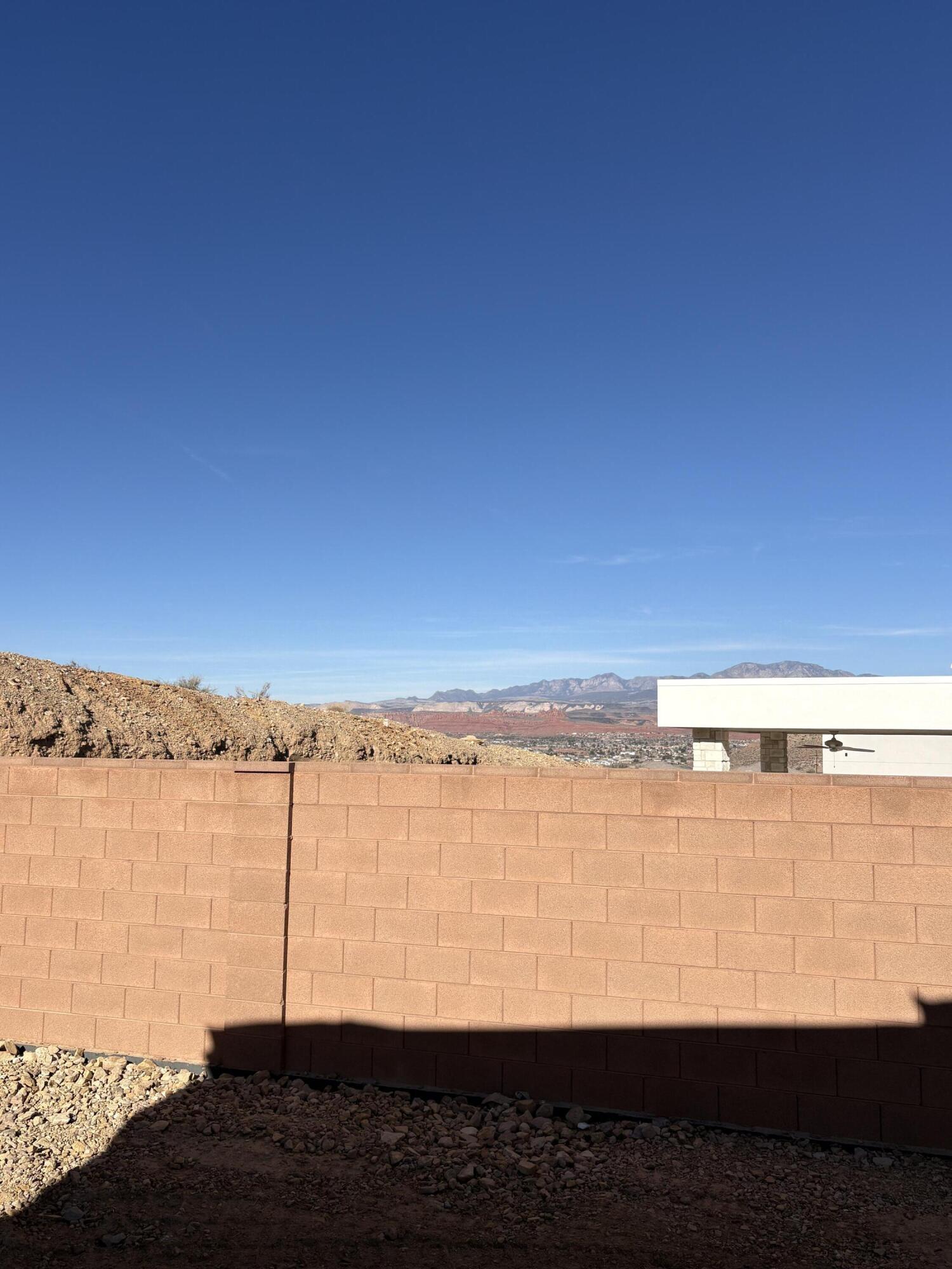 SALARNO HILLS AT DIVARIO - Residential