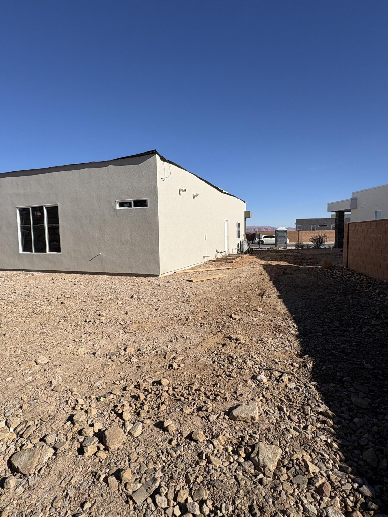 SALARNO HILLS AT DIVARIO - Residential