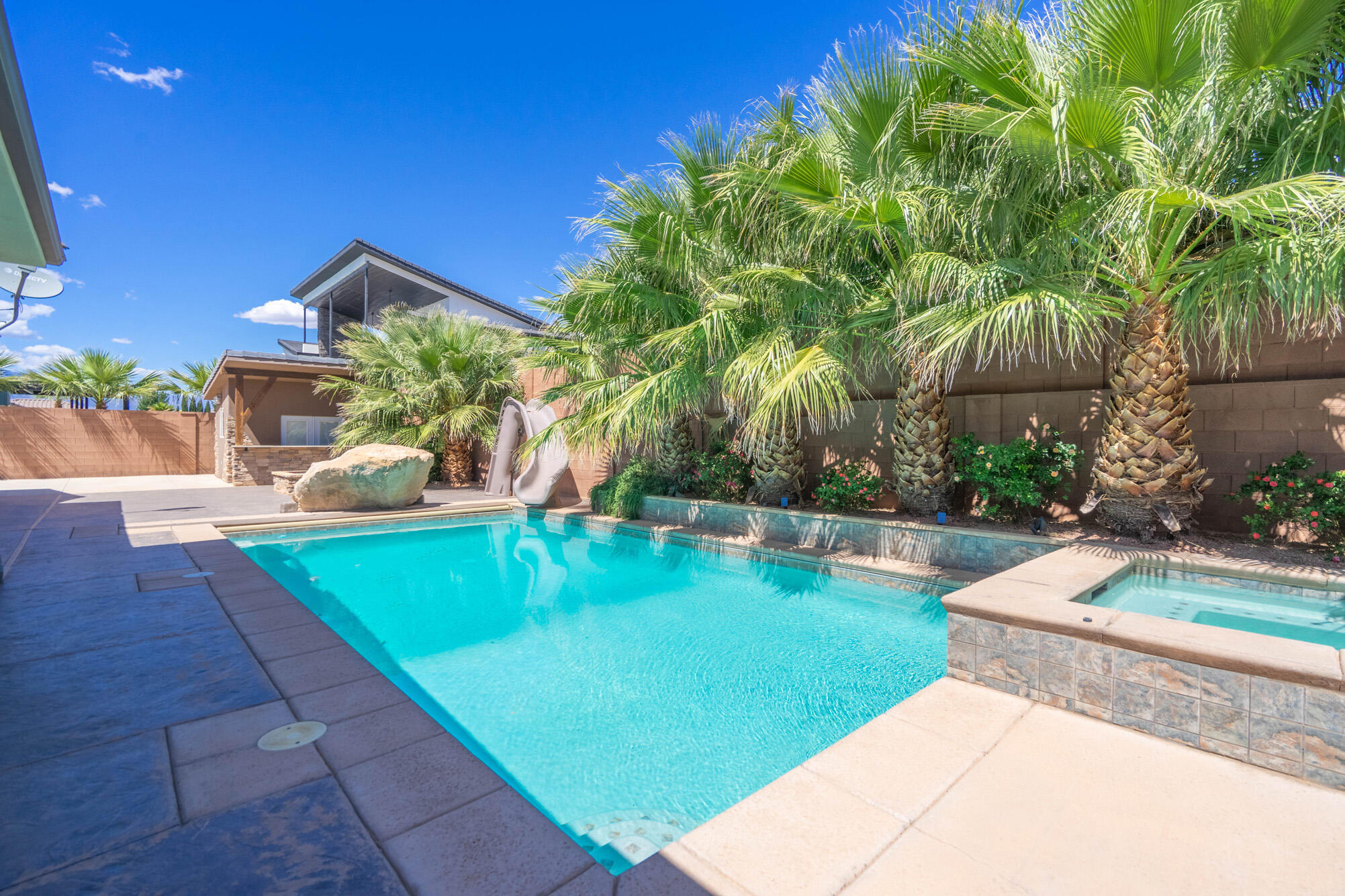 DIXIE SPRINGS - Residential
