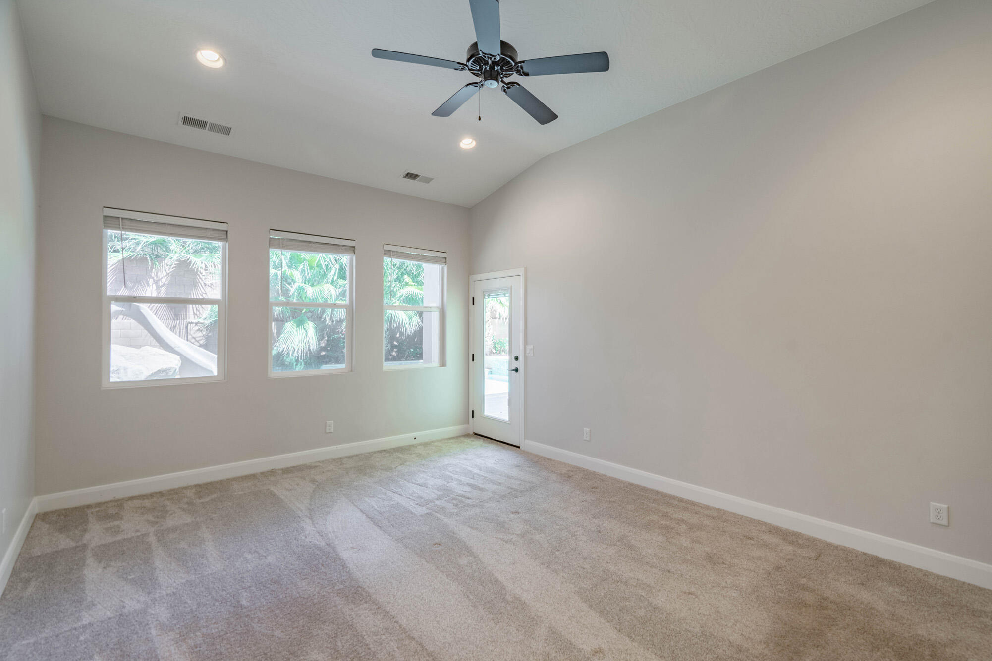 DIXIE SPRINGS - Residential