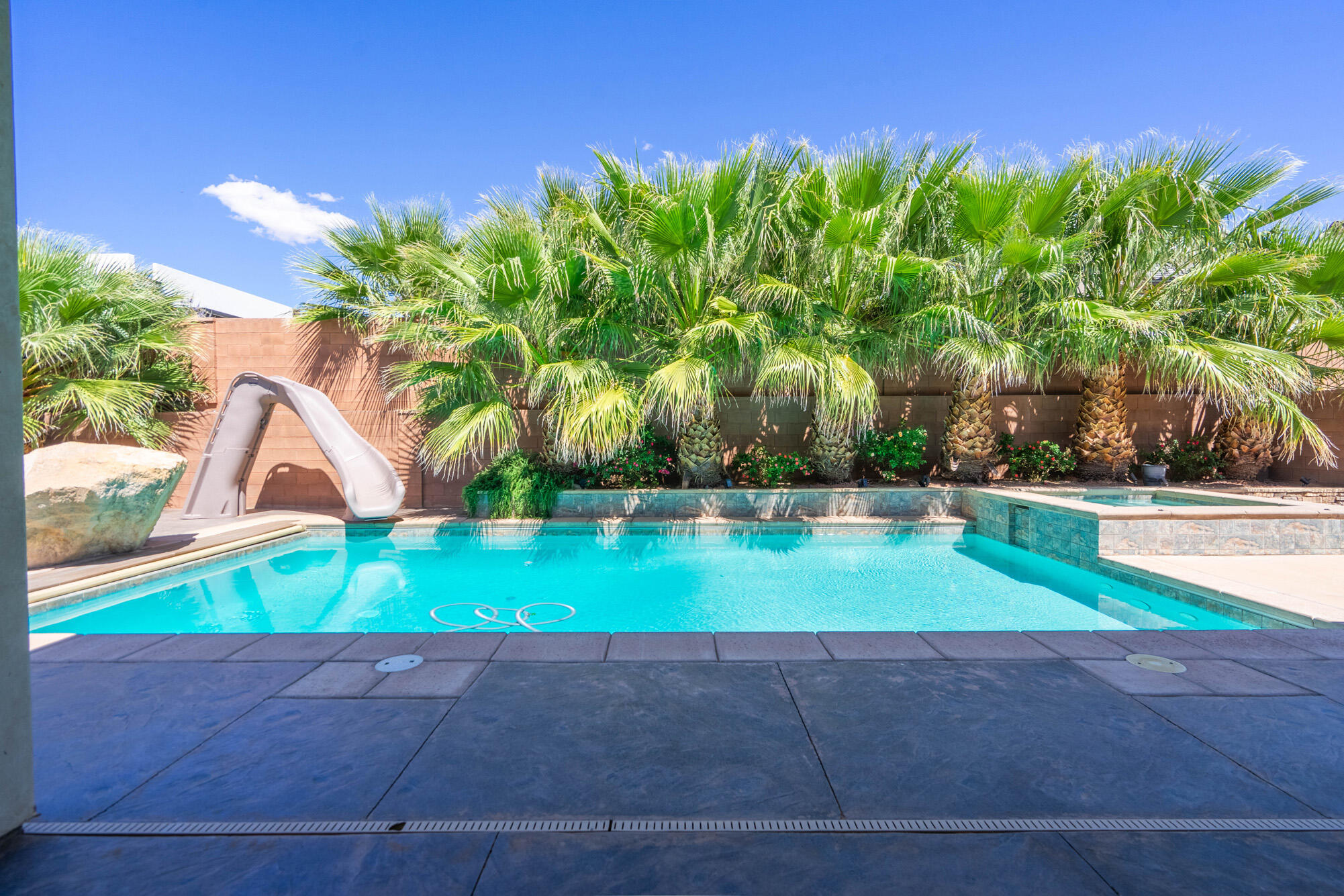 DIXIE SPRINGS - Residential