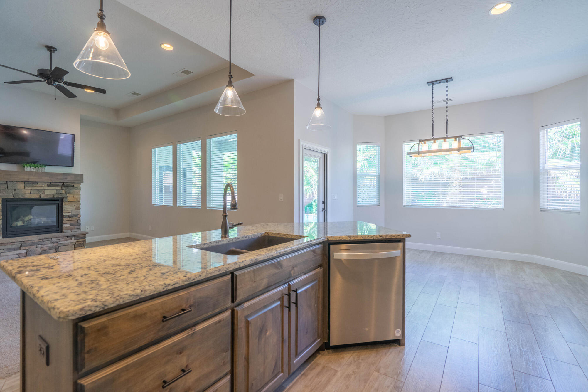 DIXIE SPRINGS - Residential