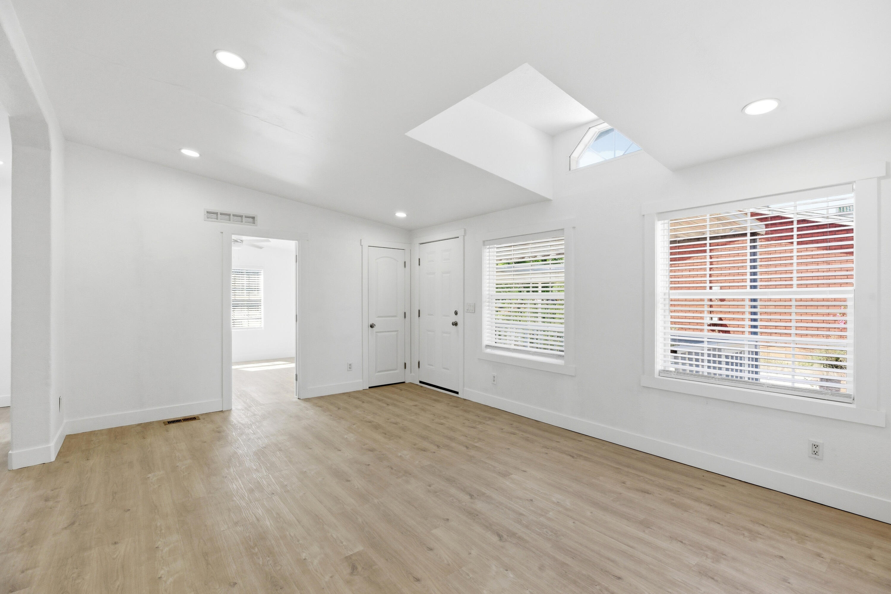 WASHINGTON TOWNSITE - Residential