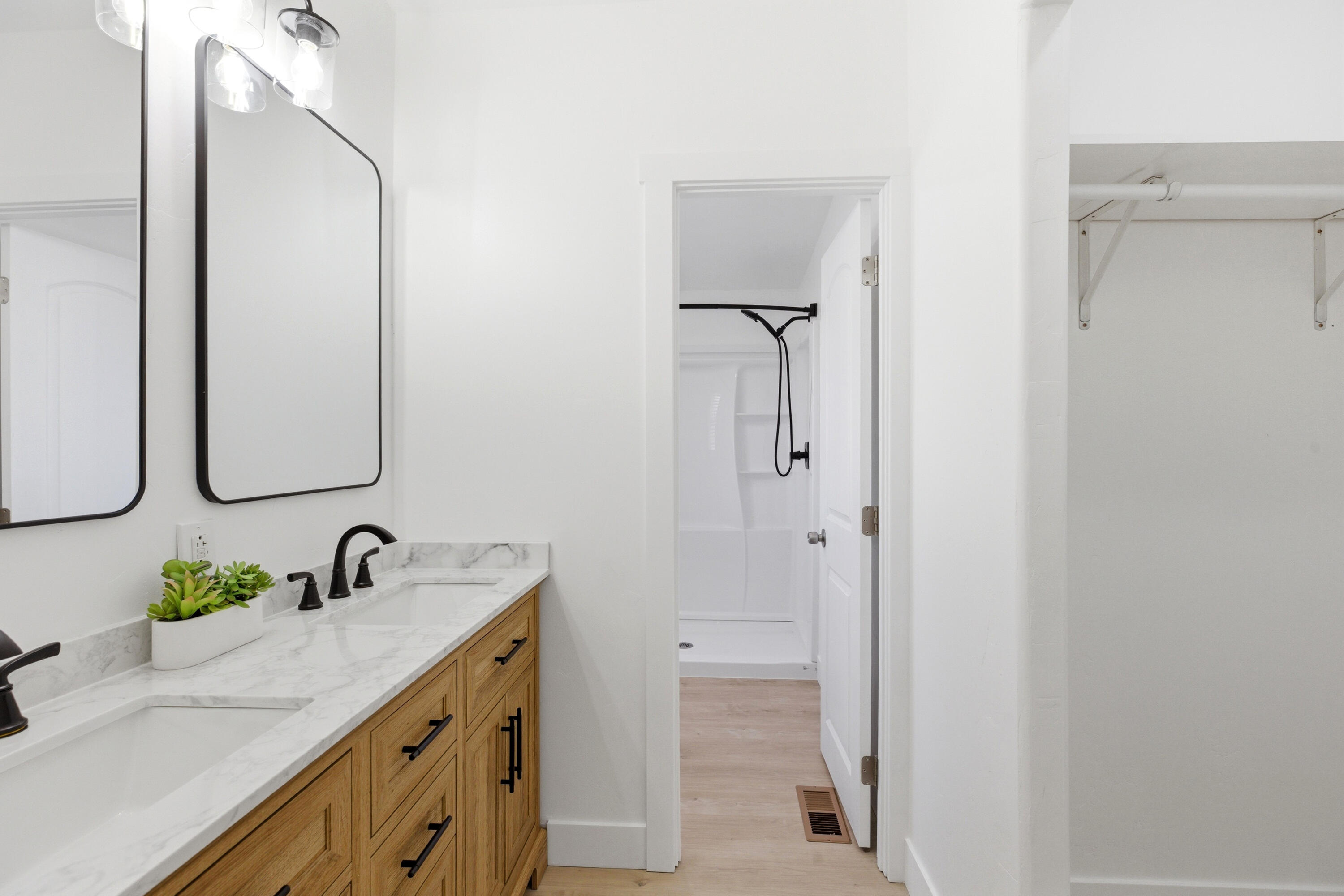 WASHINGTON TOWNSITE - Residential