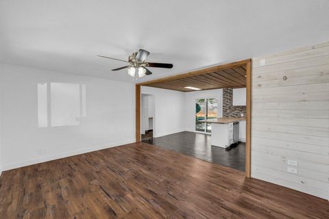 Tiny photo for 1386 W 490 N, Saint George, UT 84770 (MLS # 26-271913)