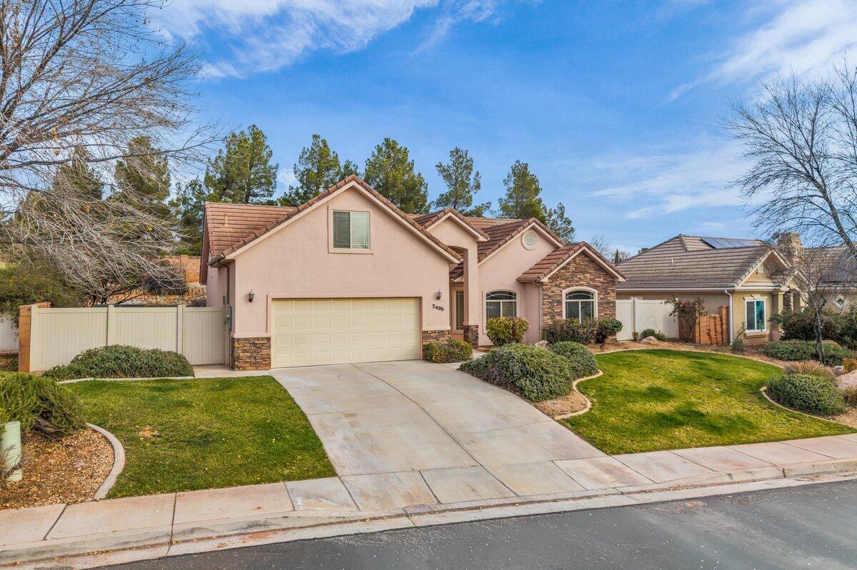 CLOVERLAND - Residential