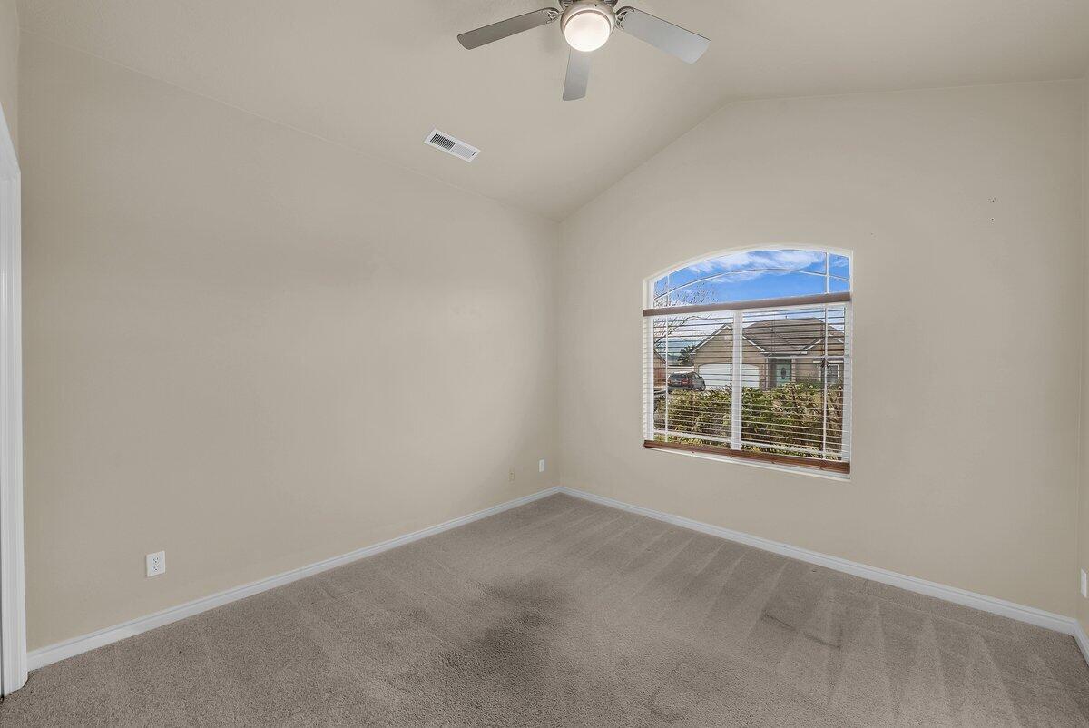 CLOVERLAND - Residential