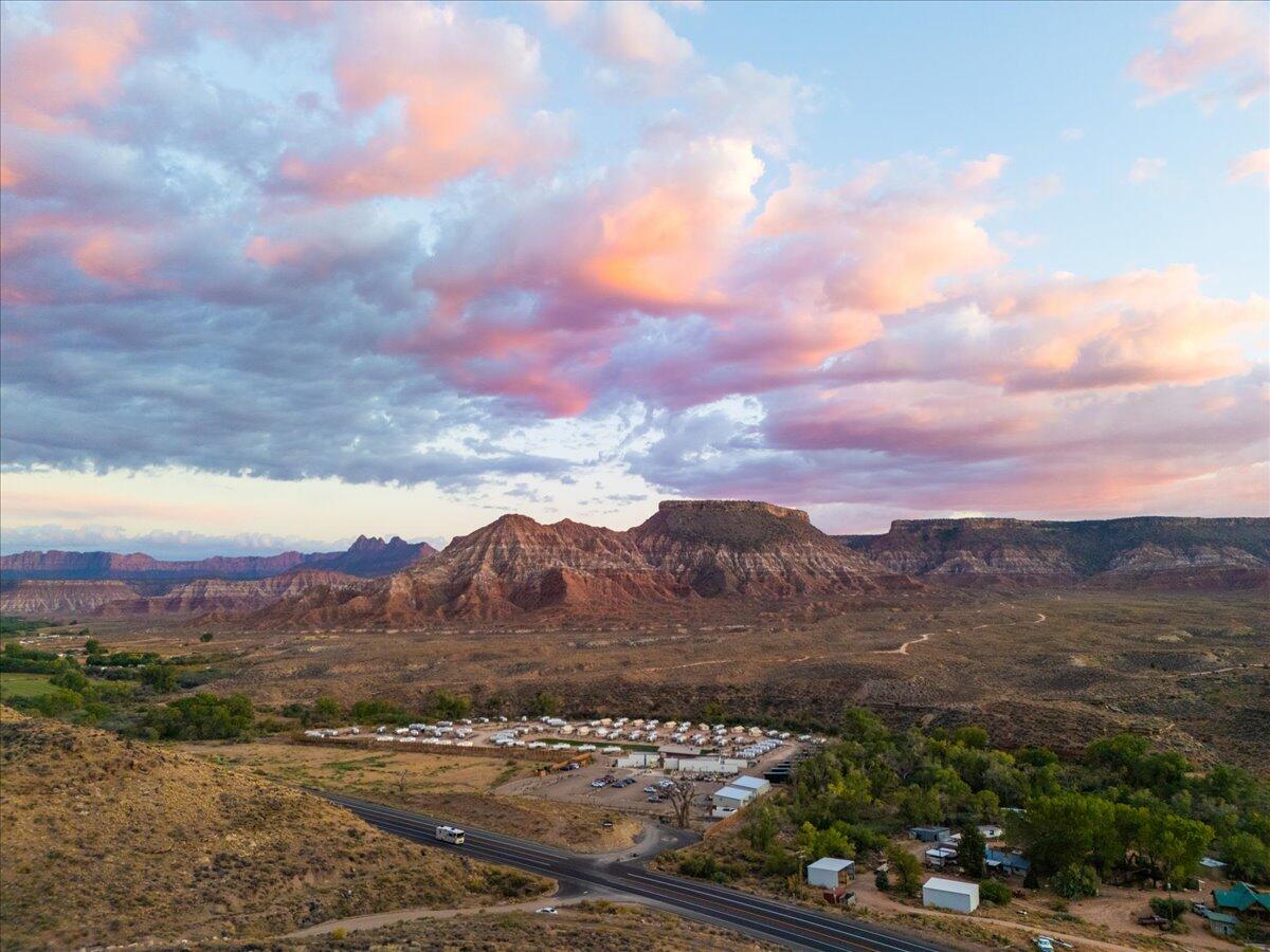 VIRGIN TOWNSITE - Land