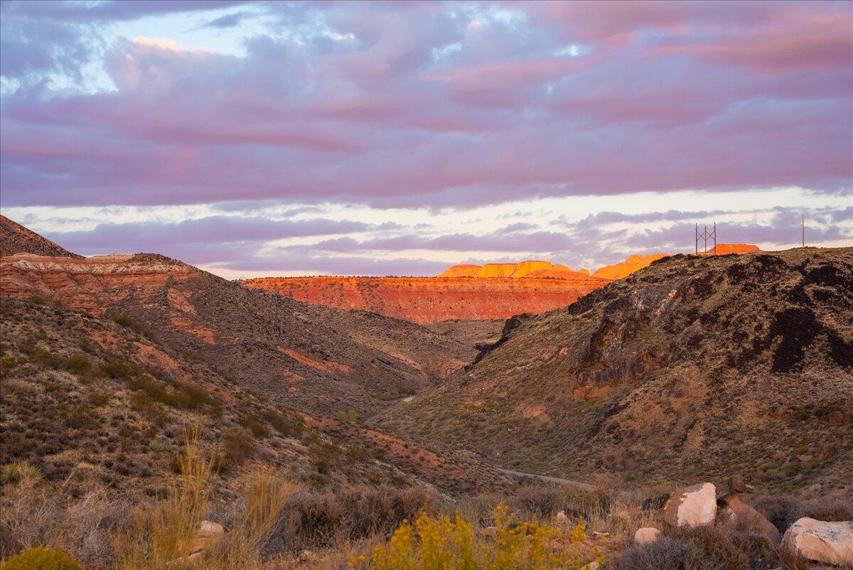VIRGIN TOWNSITE - Land