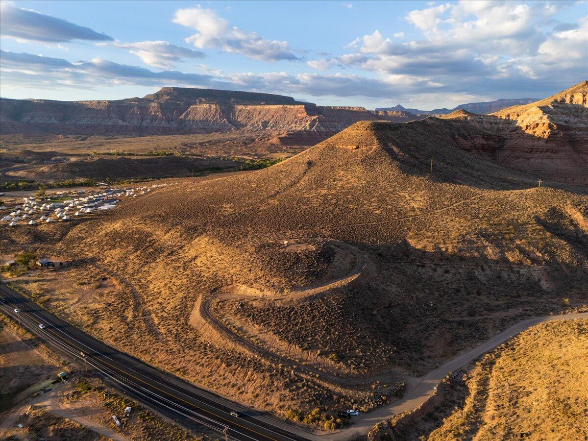 VIRGIN TOWNSITE - Land