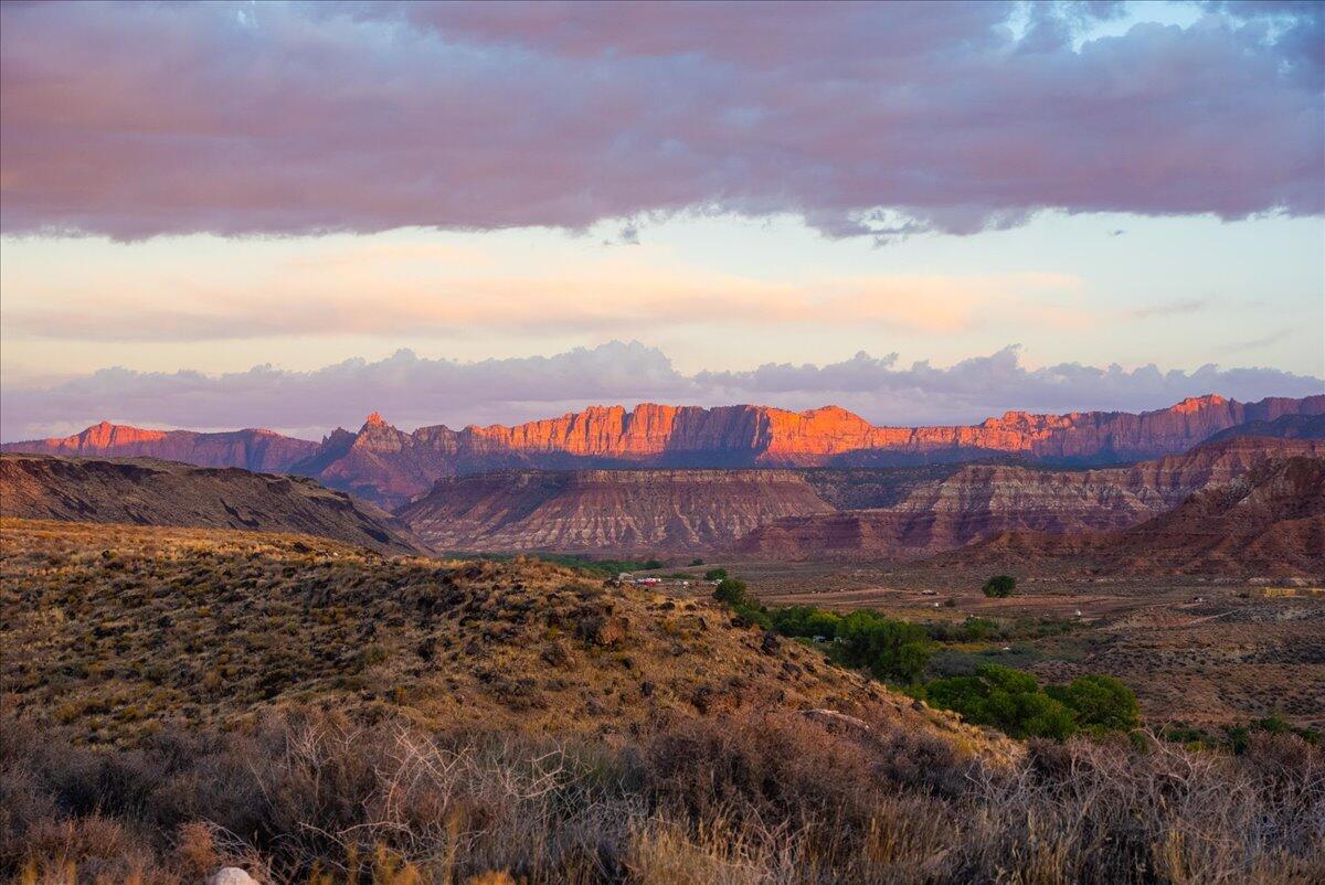 VIRGIN TOWNSITE - Land