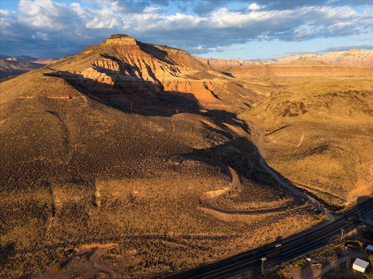 VIRGIN TOWNSITE - Land