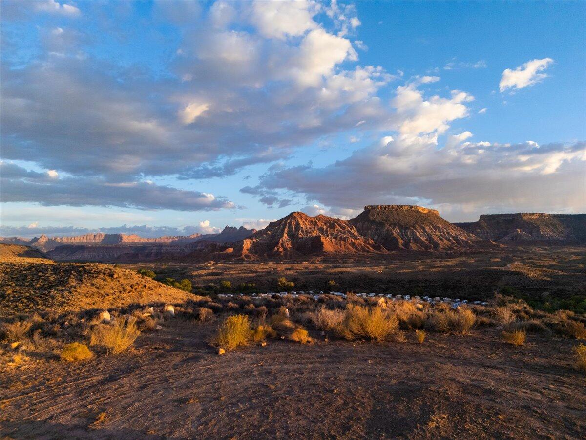 VIRGIN TOWNSITE - Land