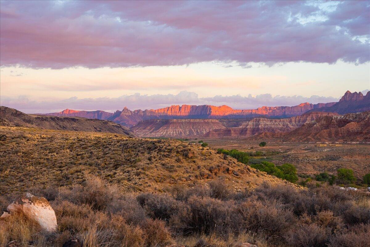 VIRGIN TOWNSITE - Land