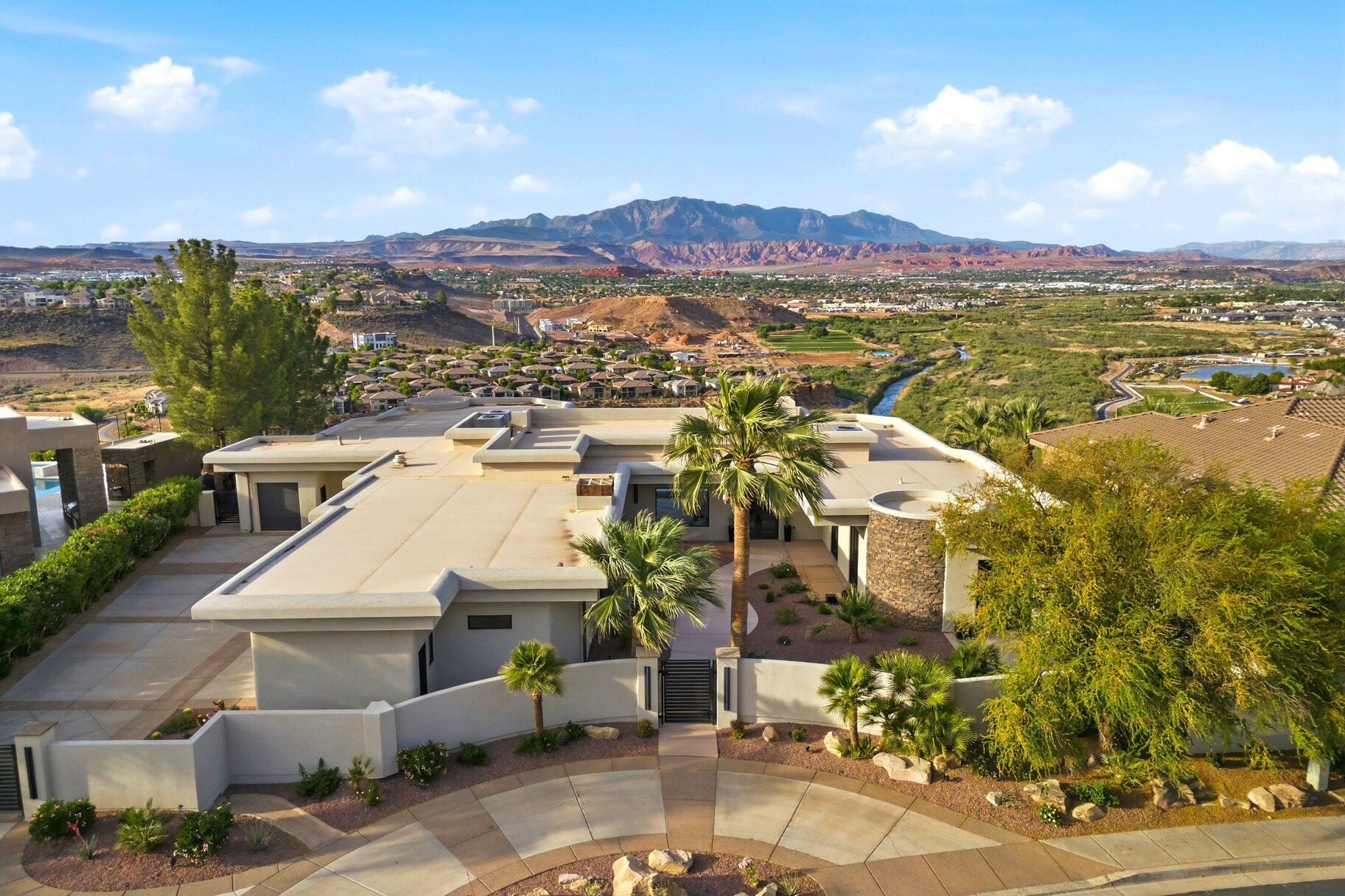 STONE CLIFF - Residential