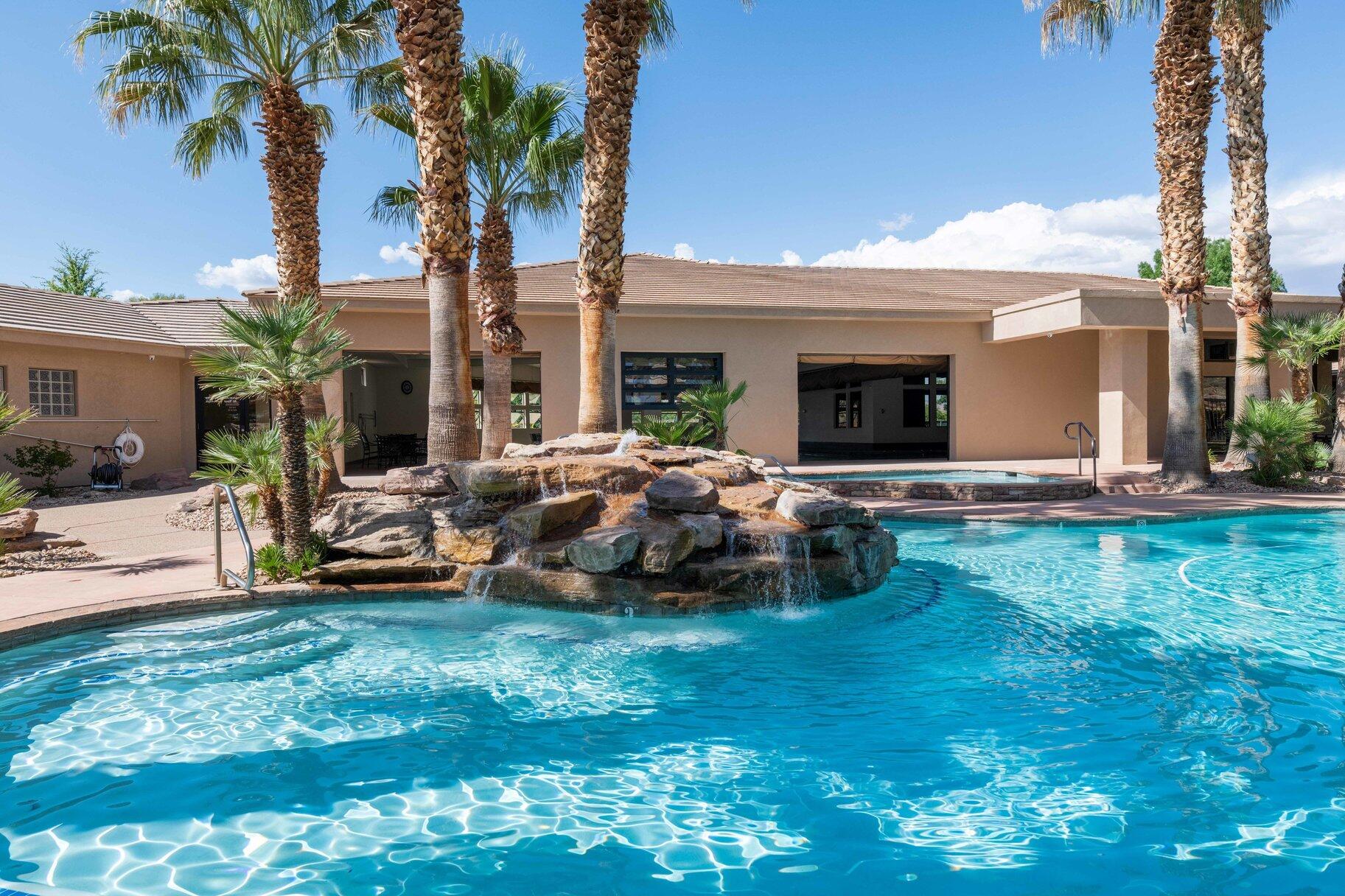 STONE CLIFF - Residential