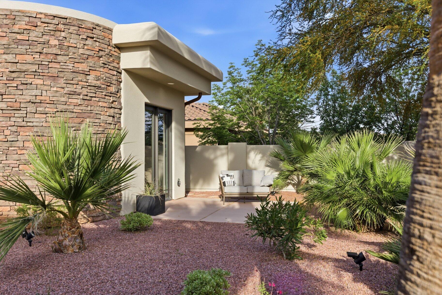 STONE CLIFF - Residential