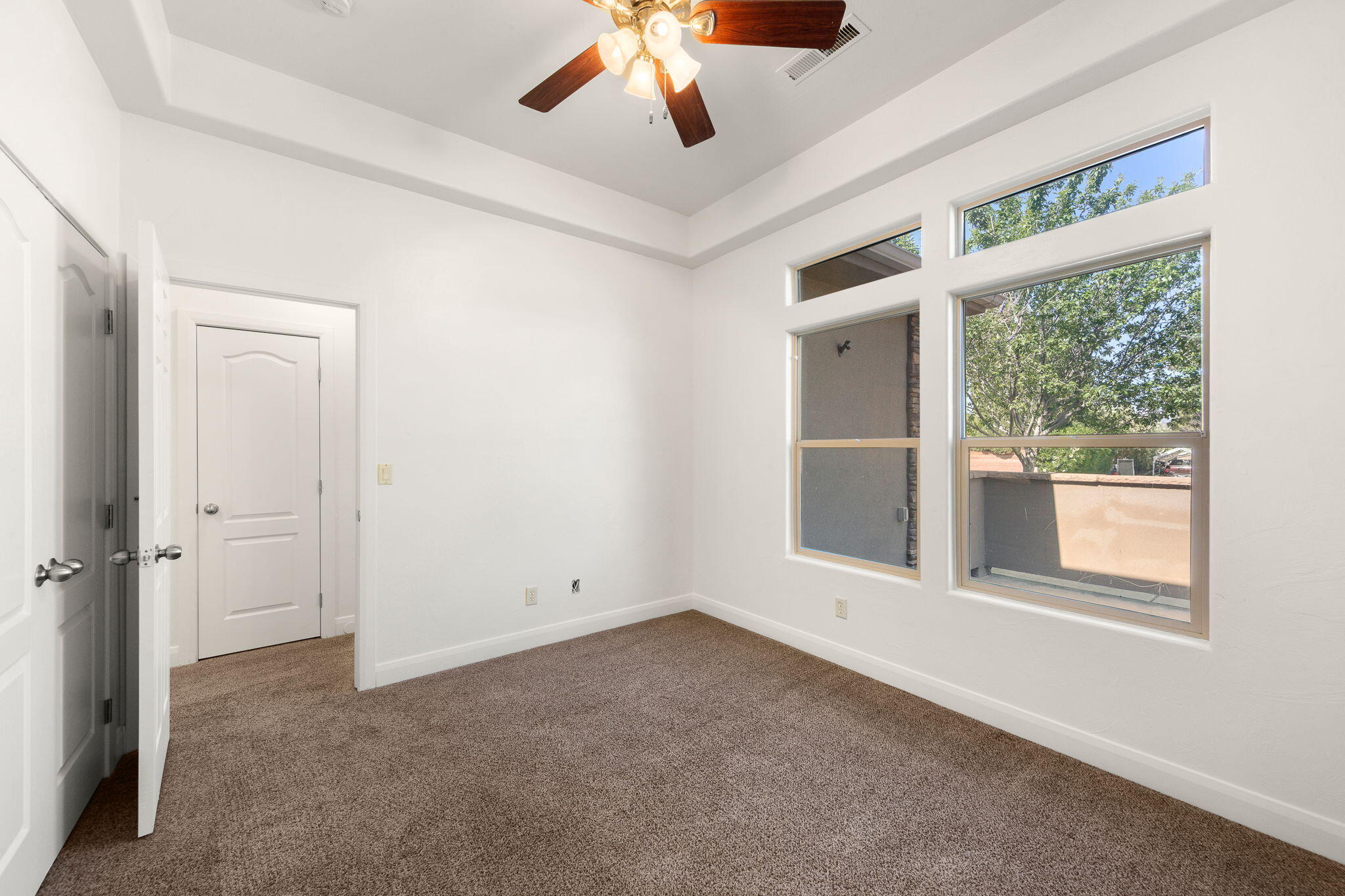 BLOOMINGTON HILLS - Residential