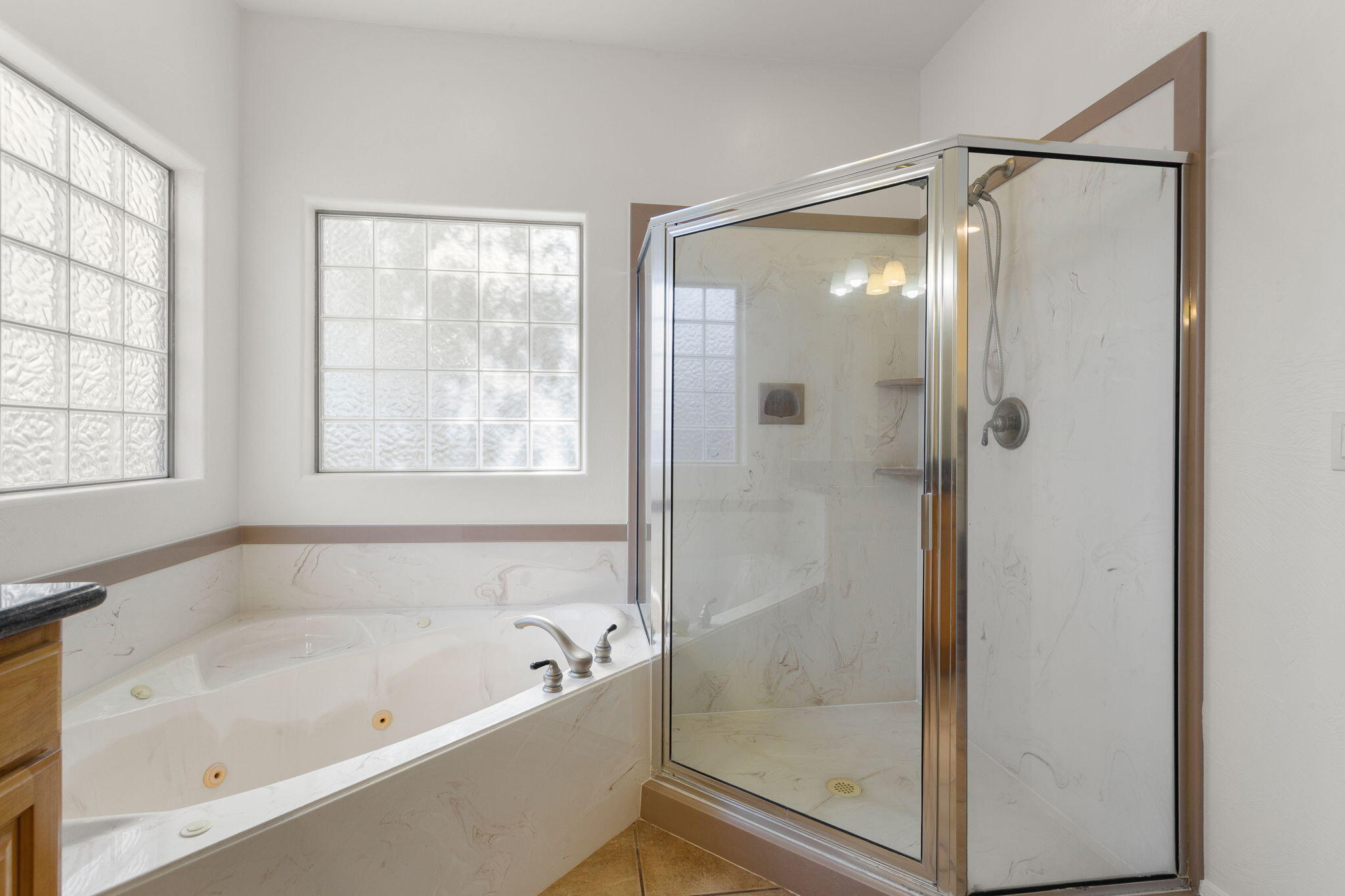 BLOOMINGTON HILLS - Residential