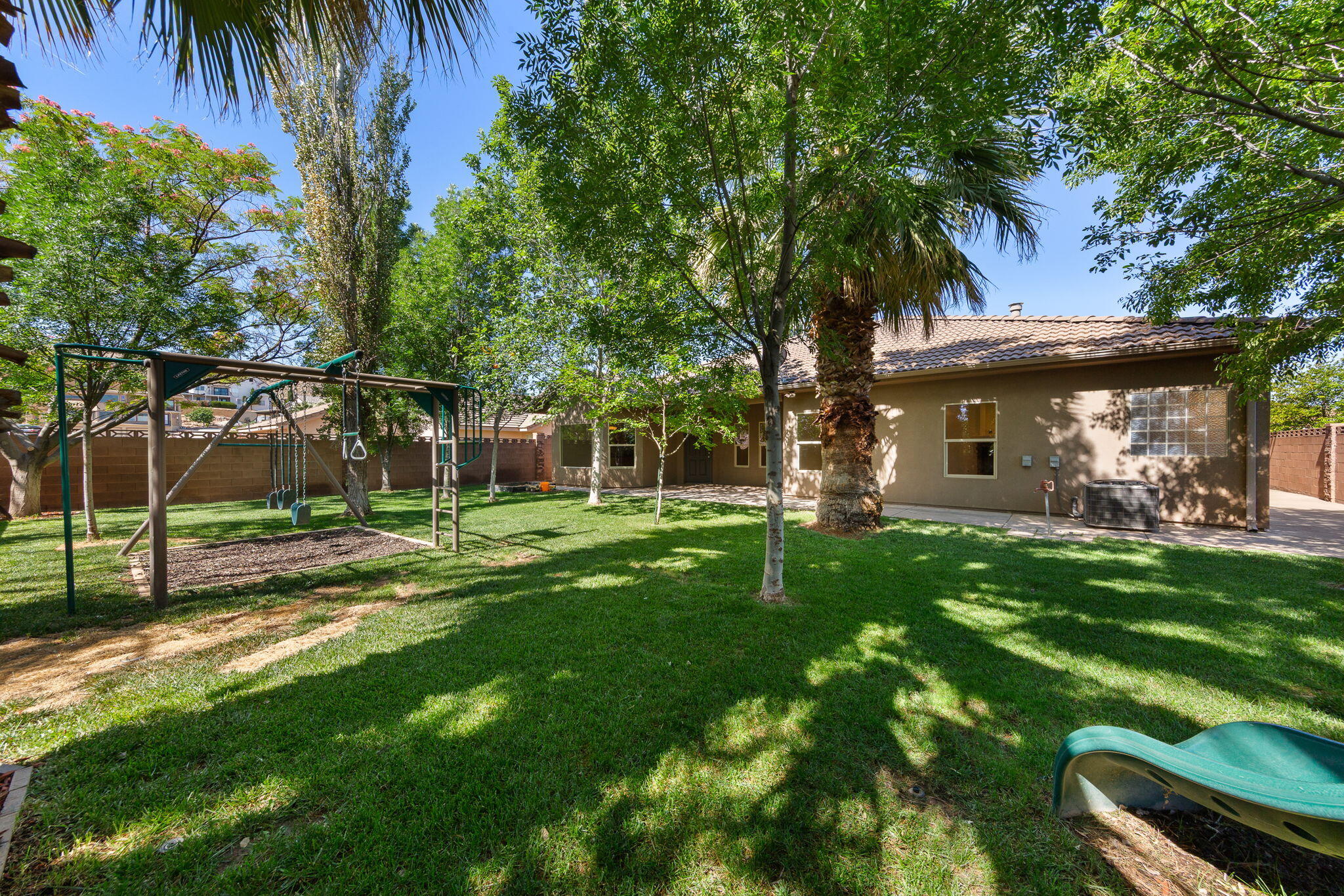 BLOOMINGTON HILLS - Residential
