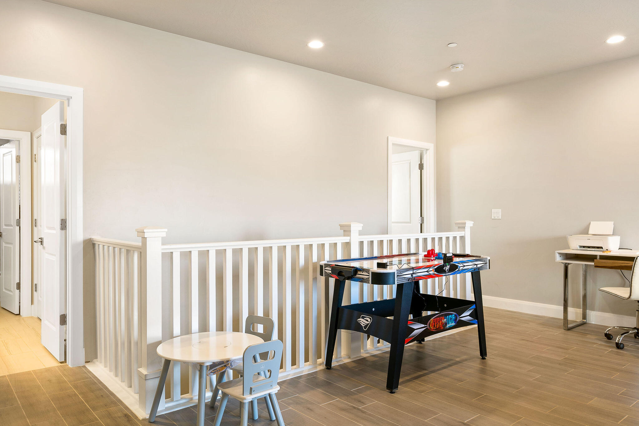 ZION VILLAGE TWHM - Residential