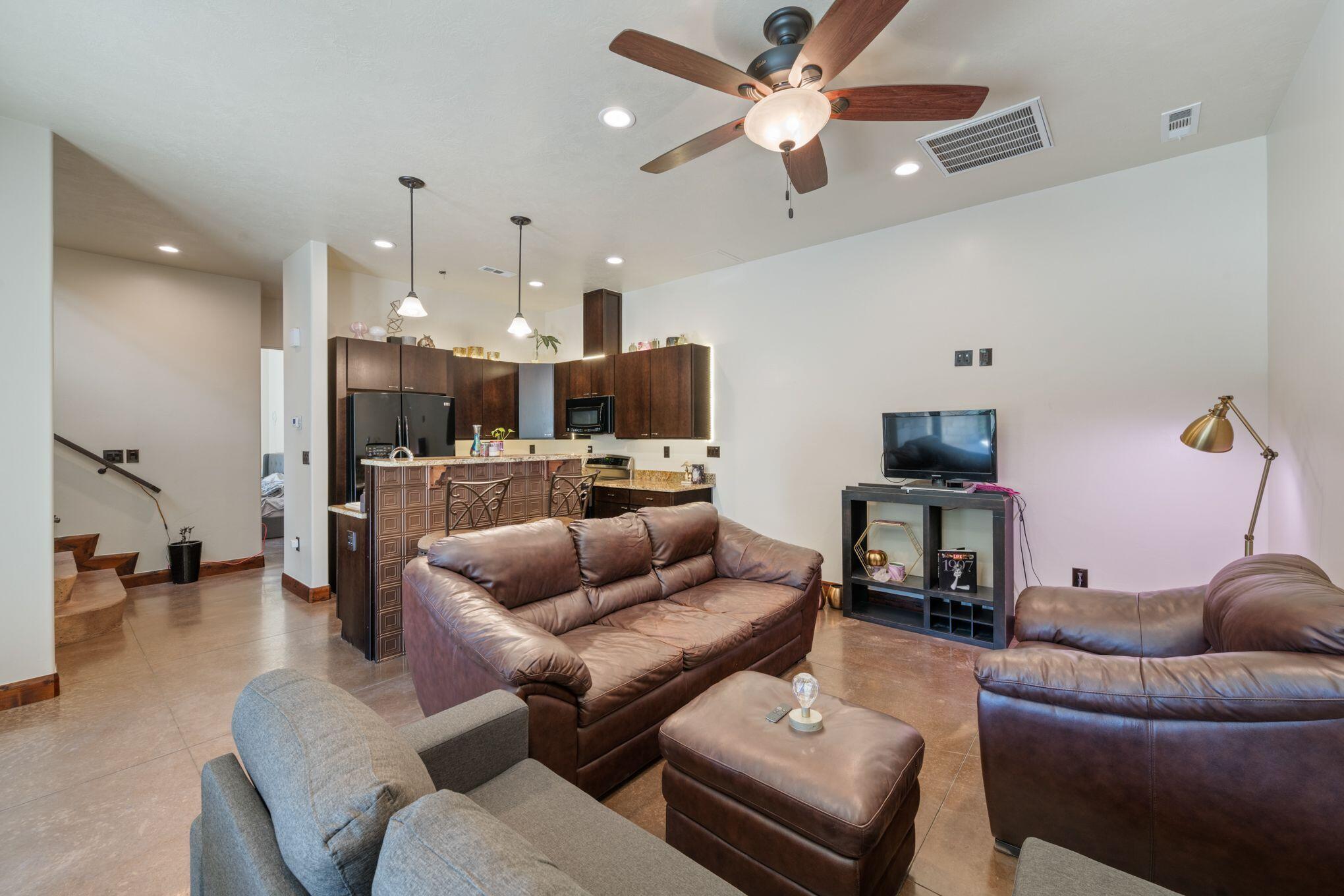 BROOKSIDE SUMMER HOMES - Residential