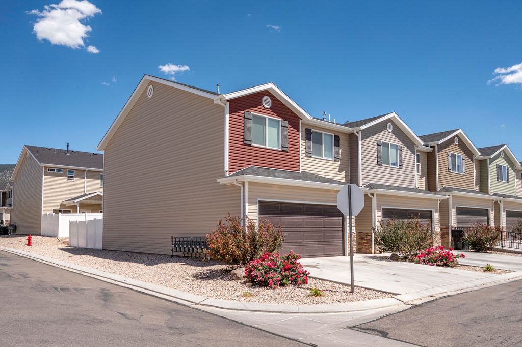 Photo of 3074 N 175 East ST, Cedar City, UT 84721 (MLS # 26-273709)