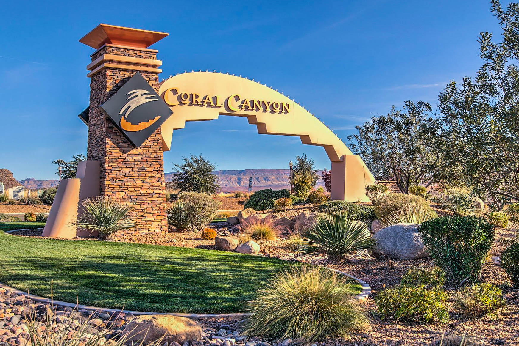 CORAL CANYON - Residential