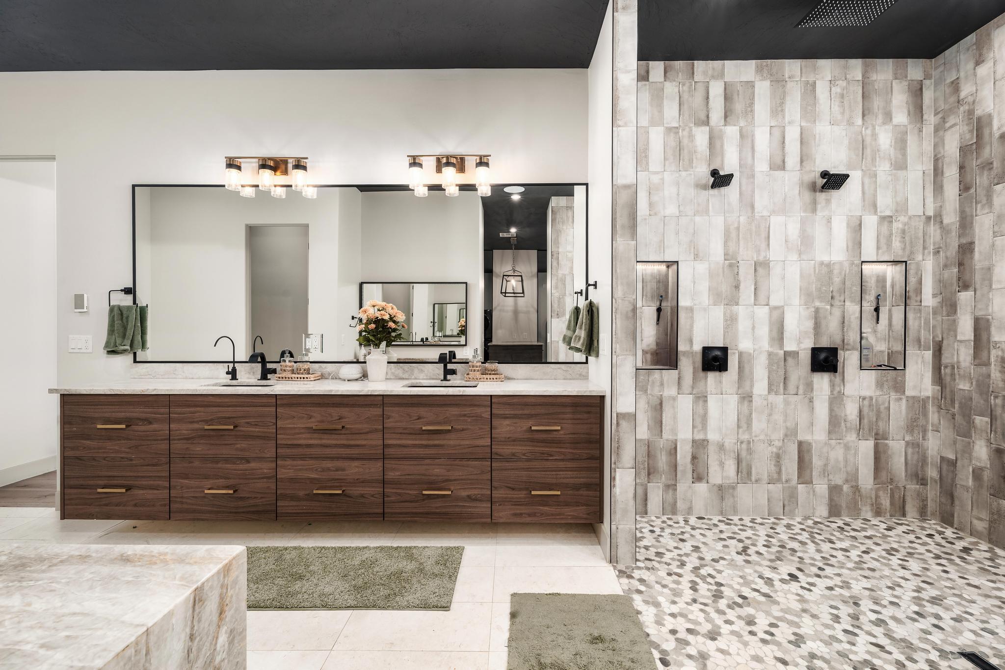 SILVER VALLEY EST - Residential