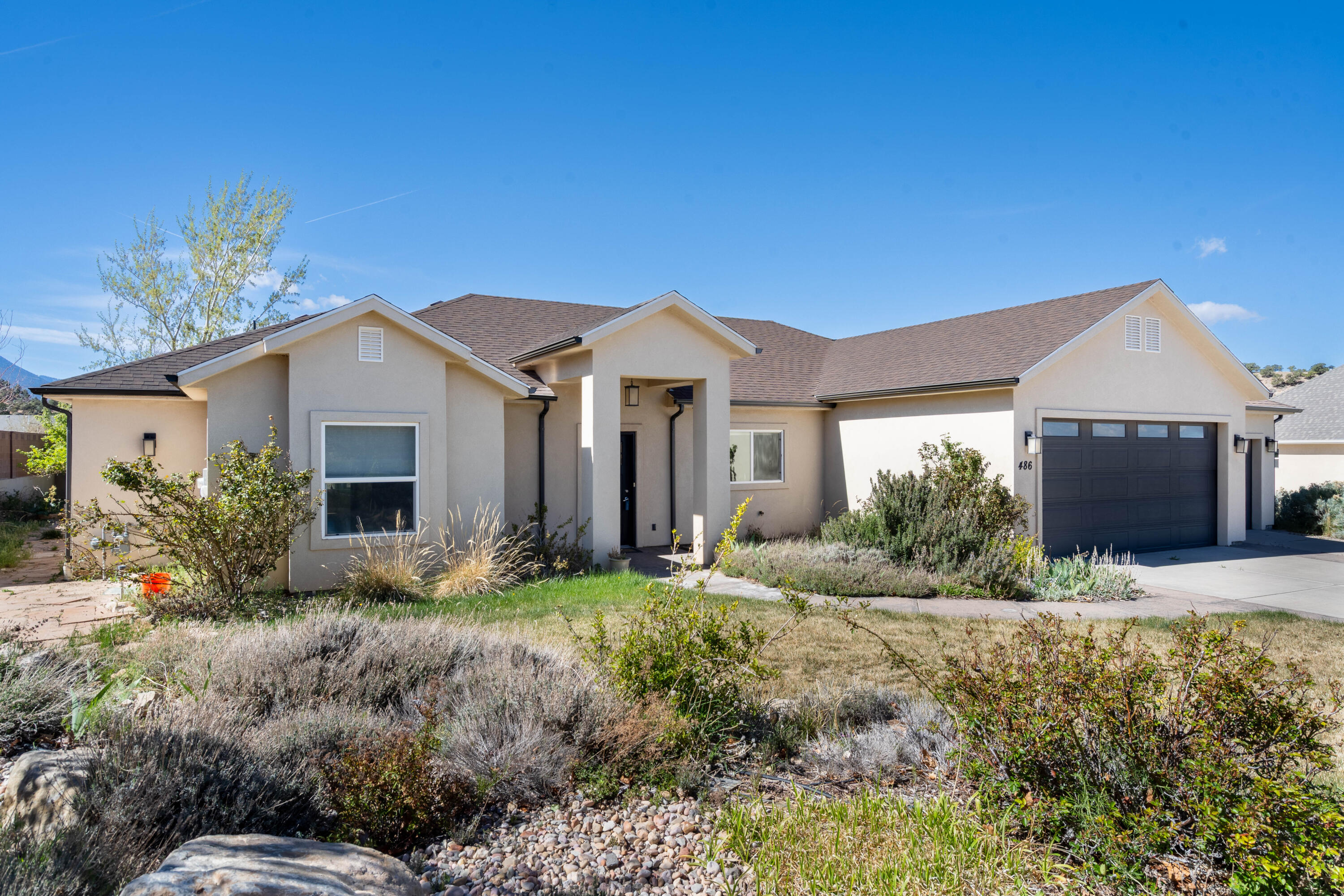 CANYON RIDGE - Residential