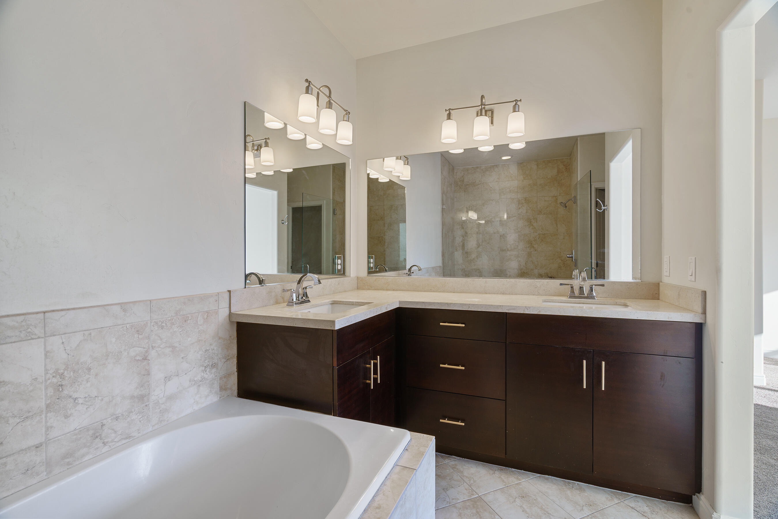 CANYON RIDGE - Residential