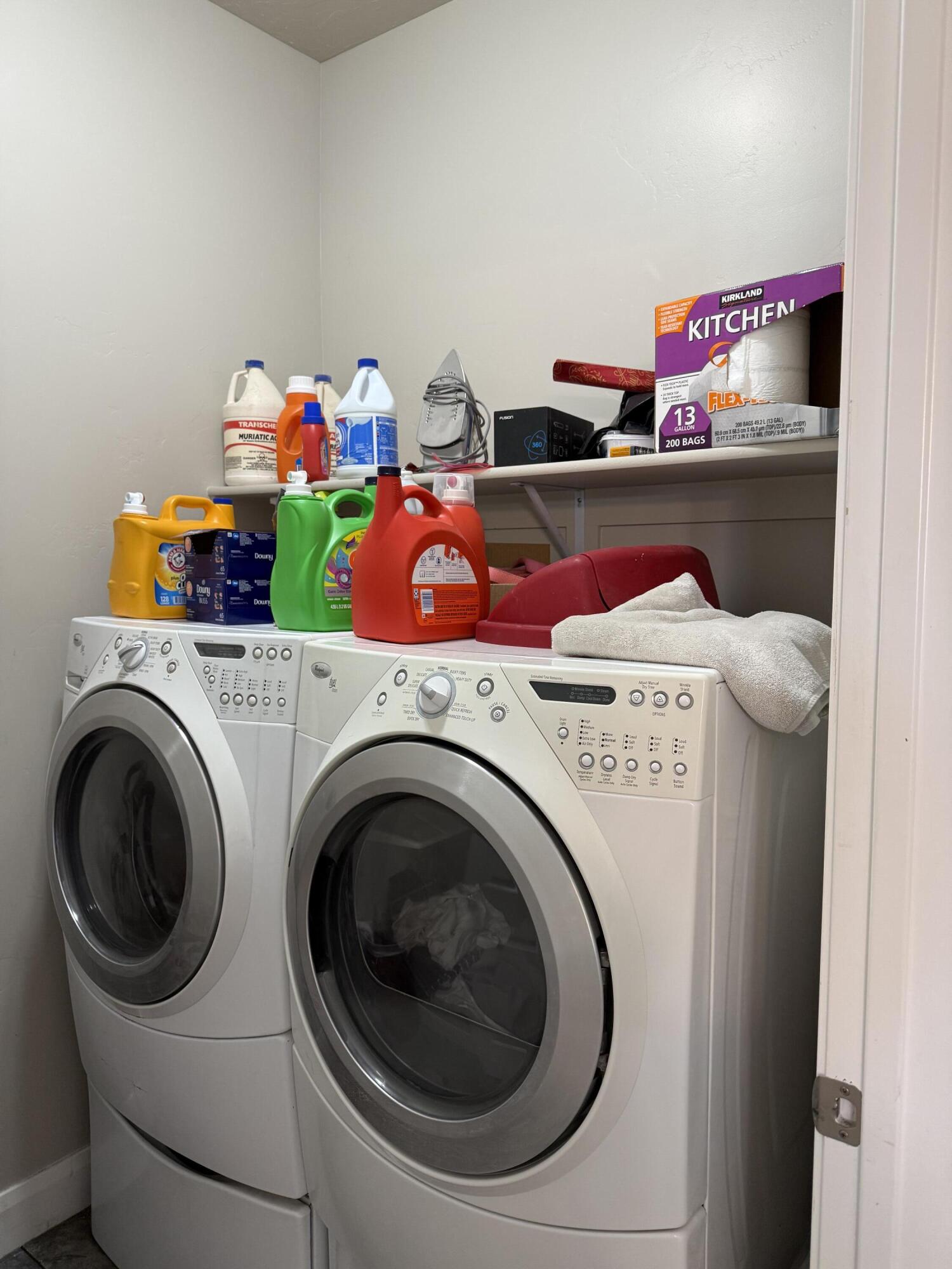 DESERT CREST - Residential