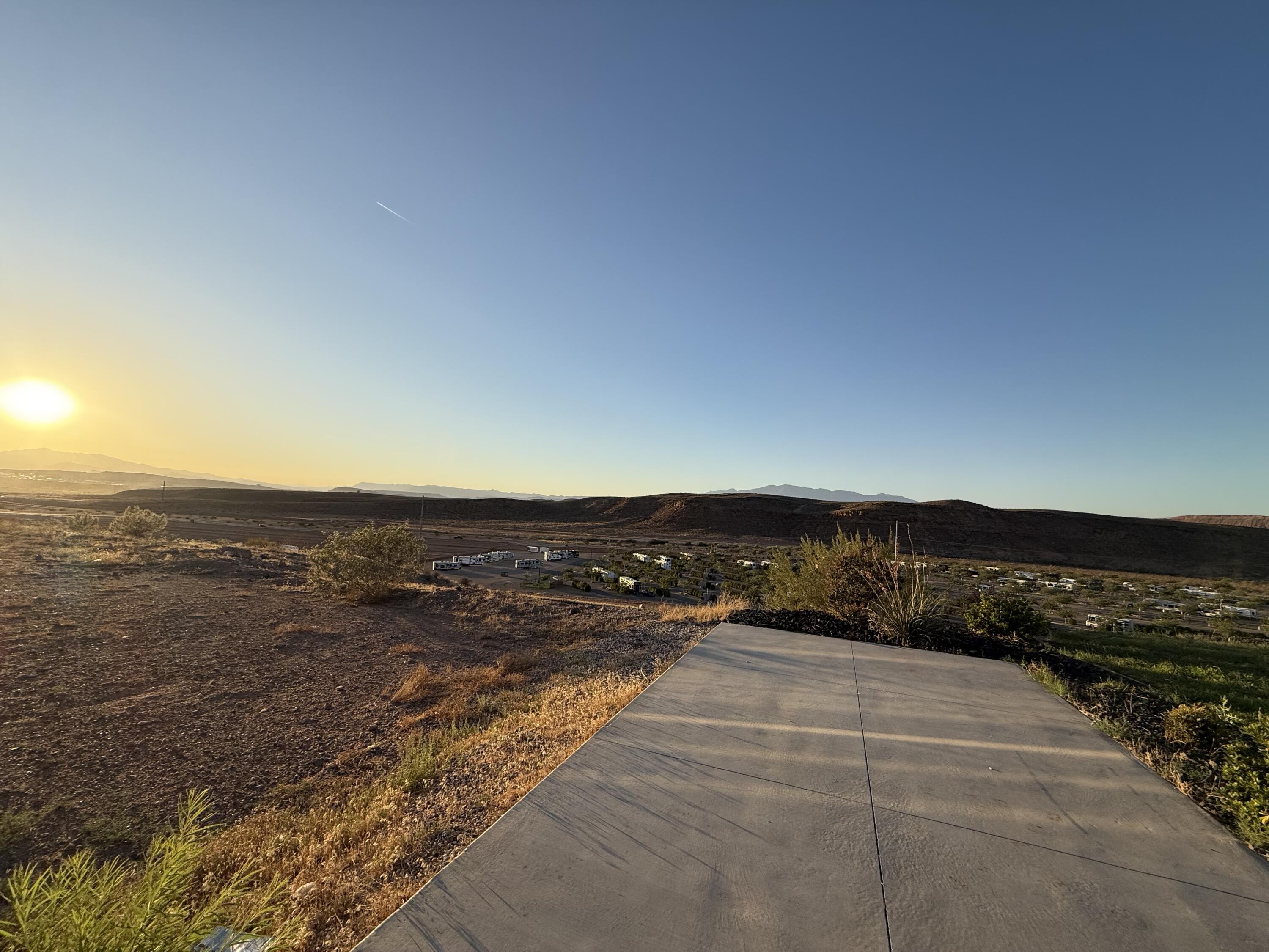 DESERT CREST - Residential