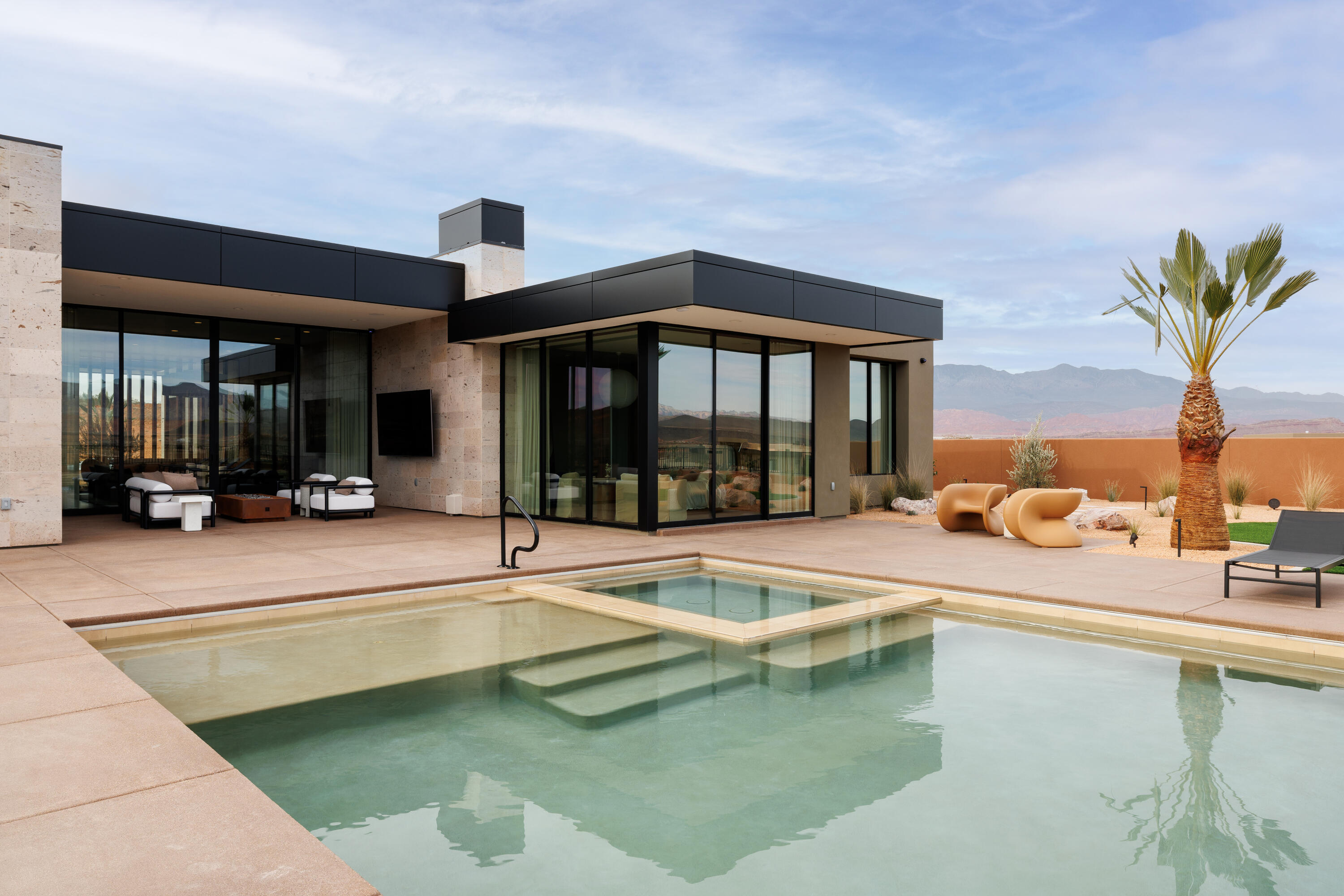 ESTATES AT SAND HOLLOW - Residential