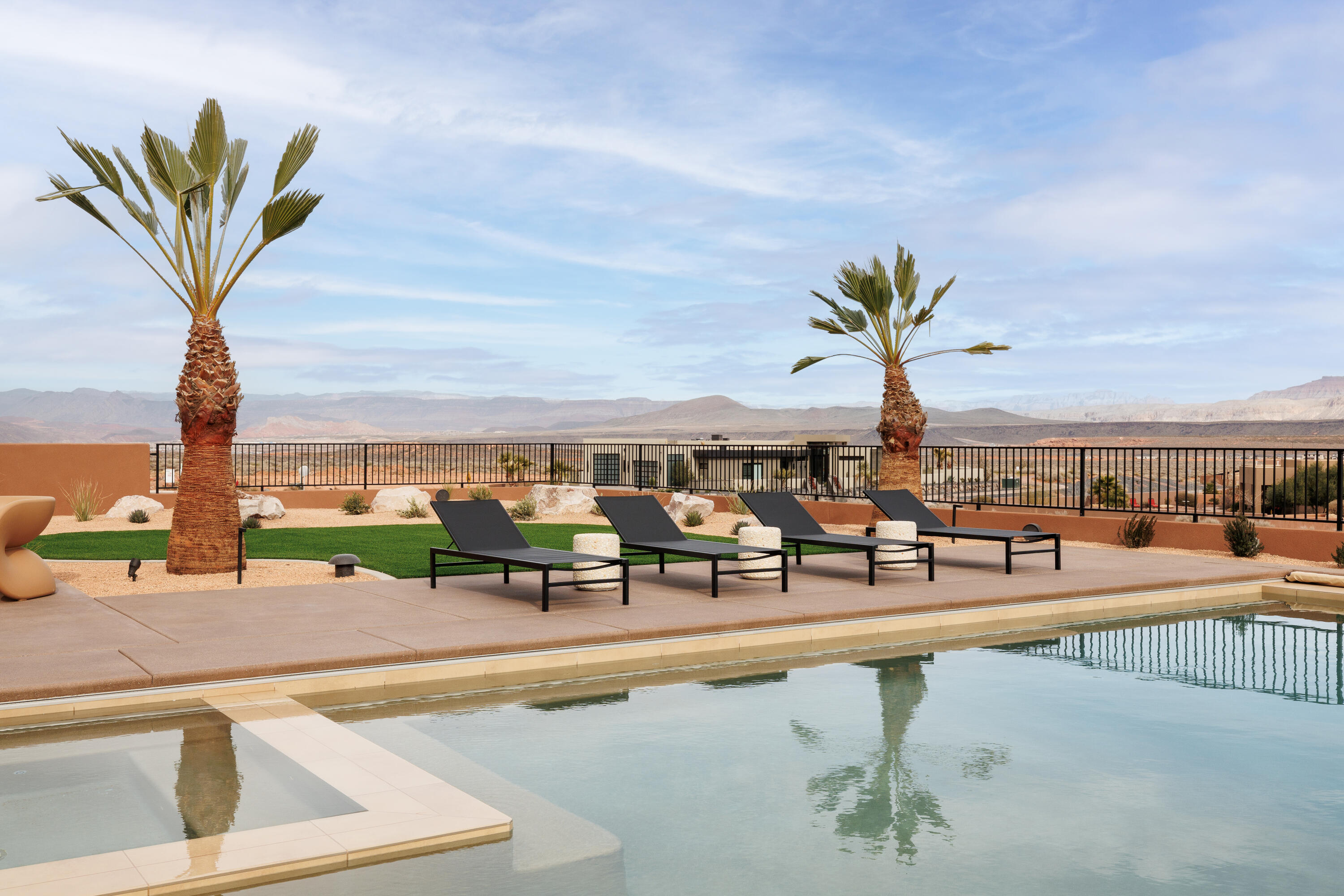 ESTATES AT SAND HOLLOW - Residential