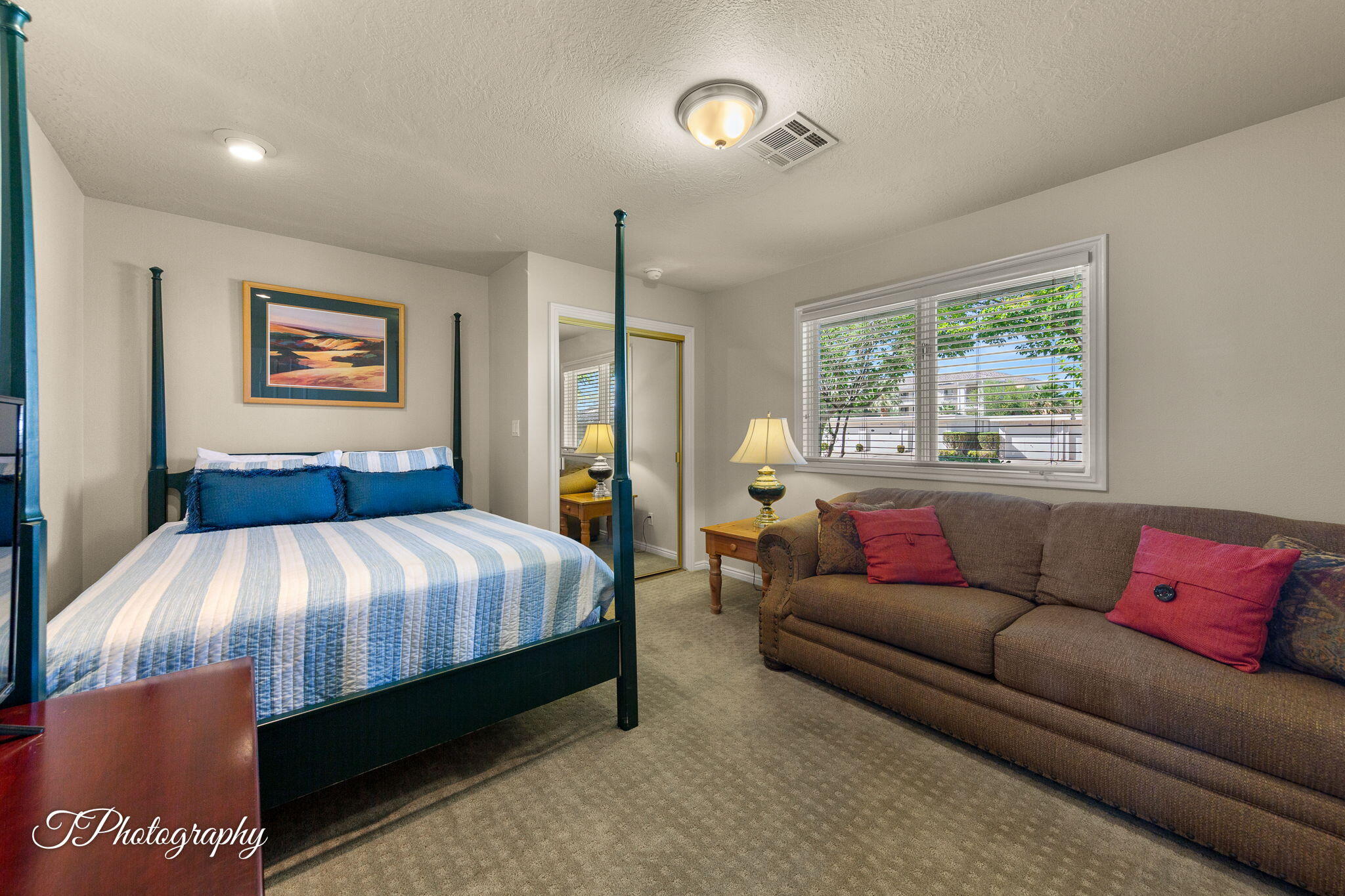 LAS PALMAS RESORT CONDOS - Residential