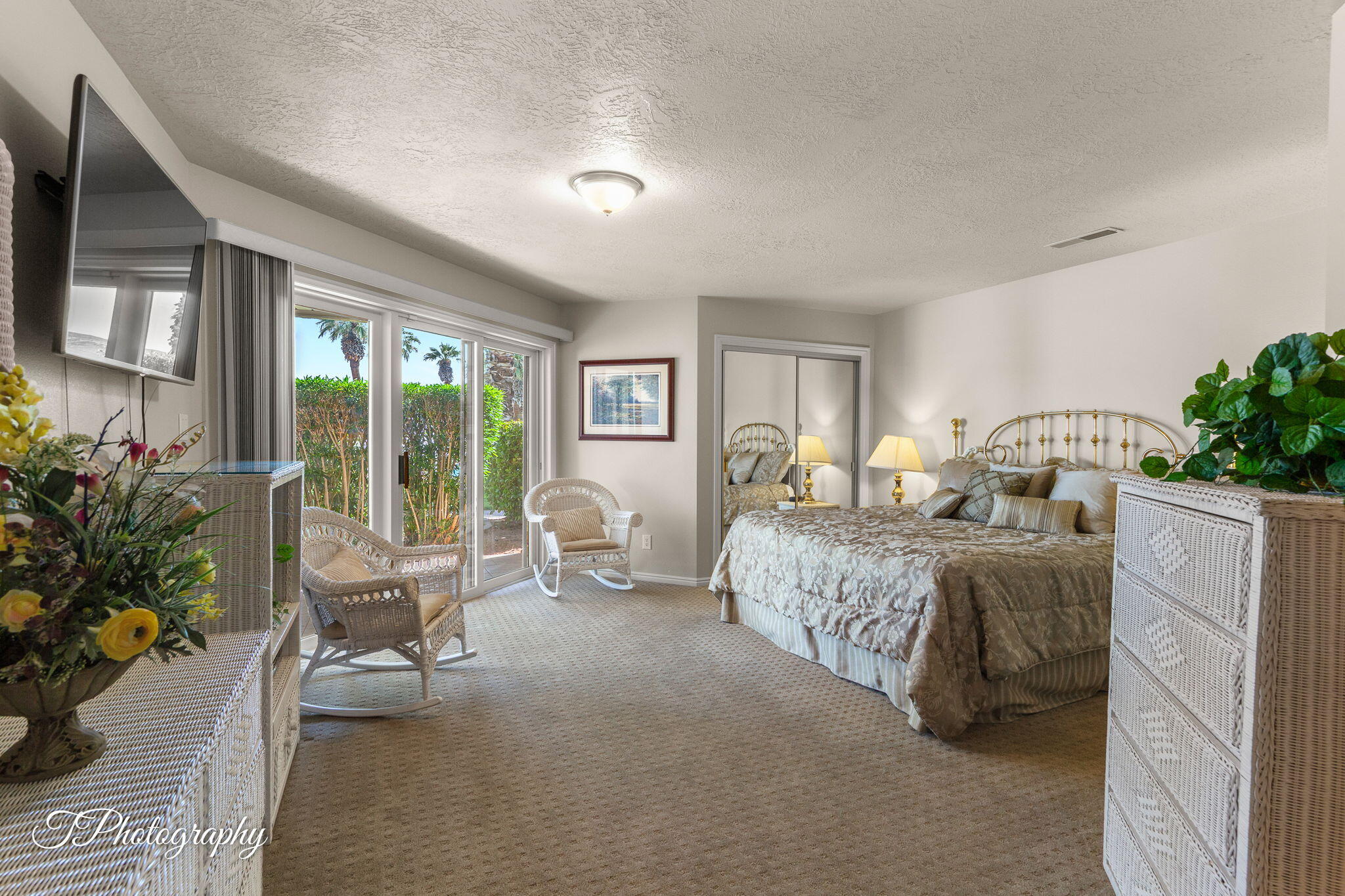 LAS PALMAS RESORT CONDOS - Residential