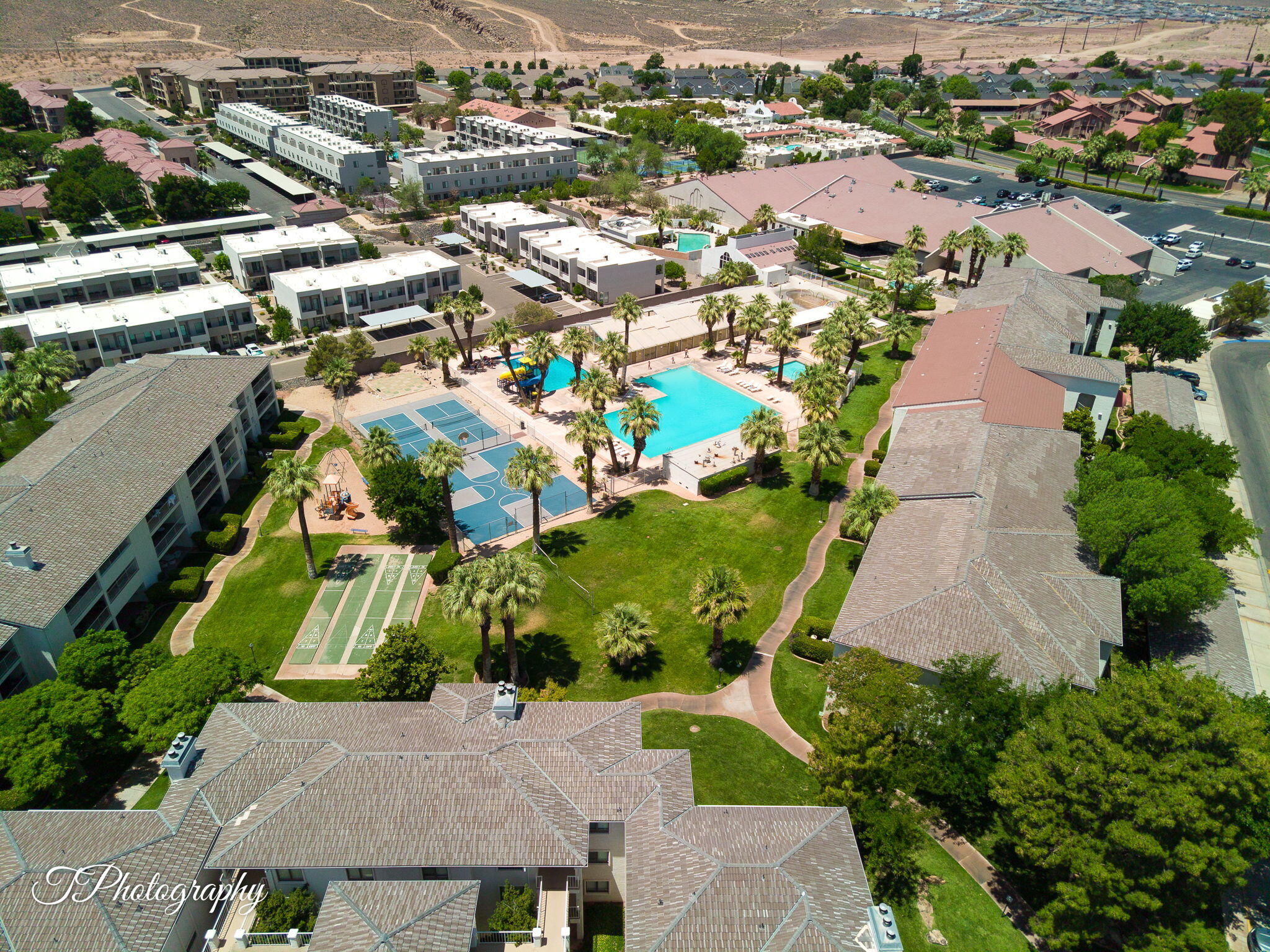 LAS PALMAS RESORT CONDOS - Residential