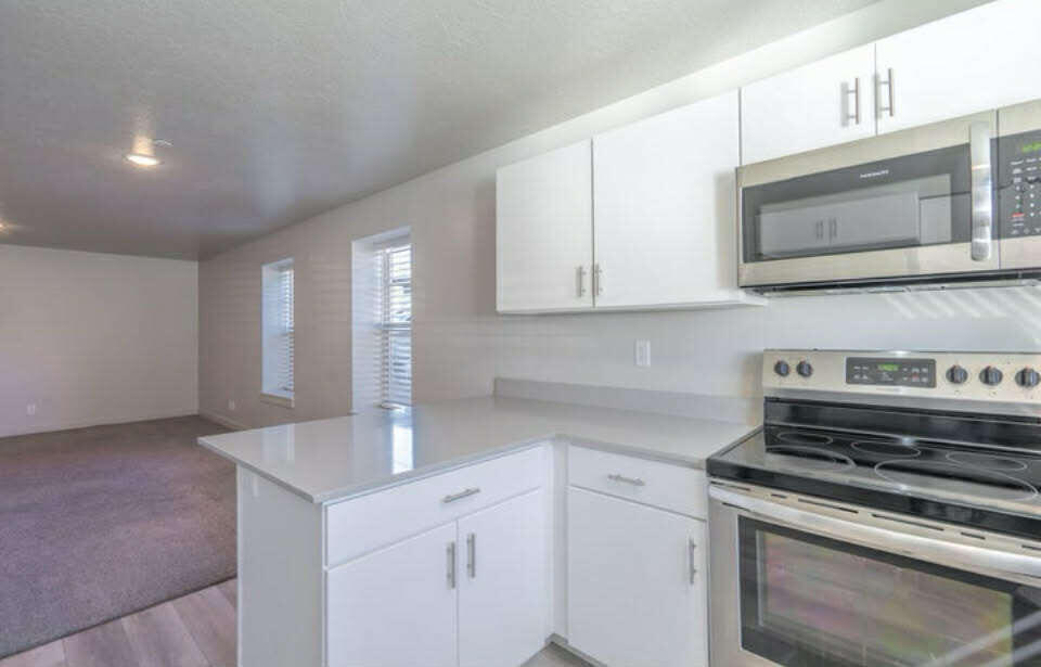 RED VISTA CONDO - Residential