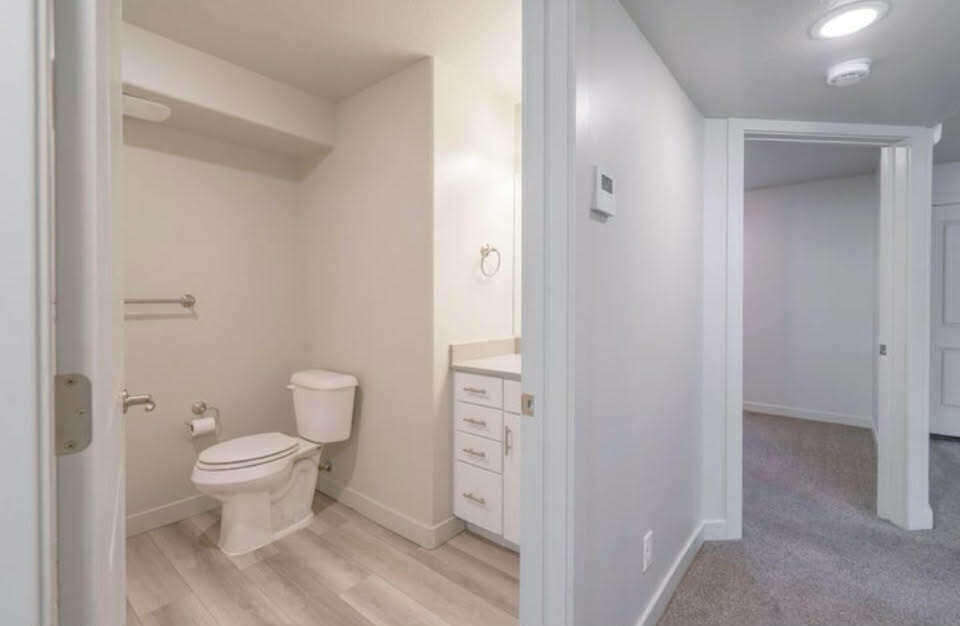 RED VISTA CONDO - Residential