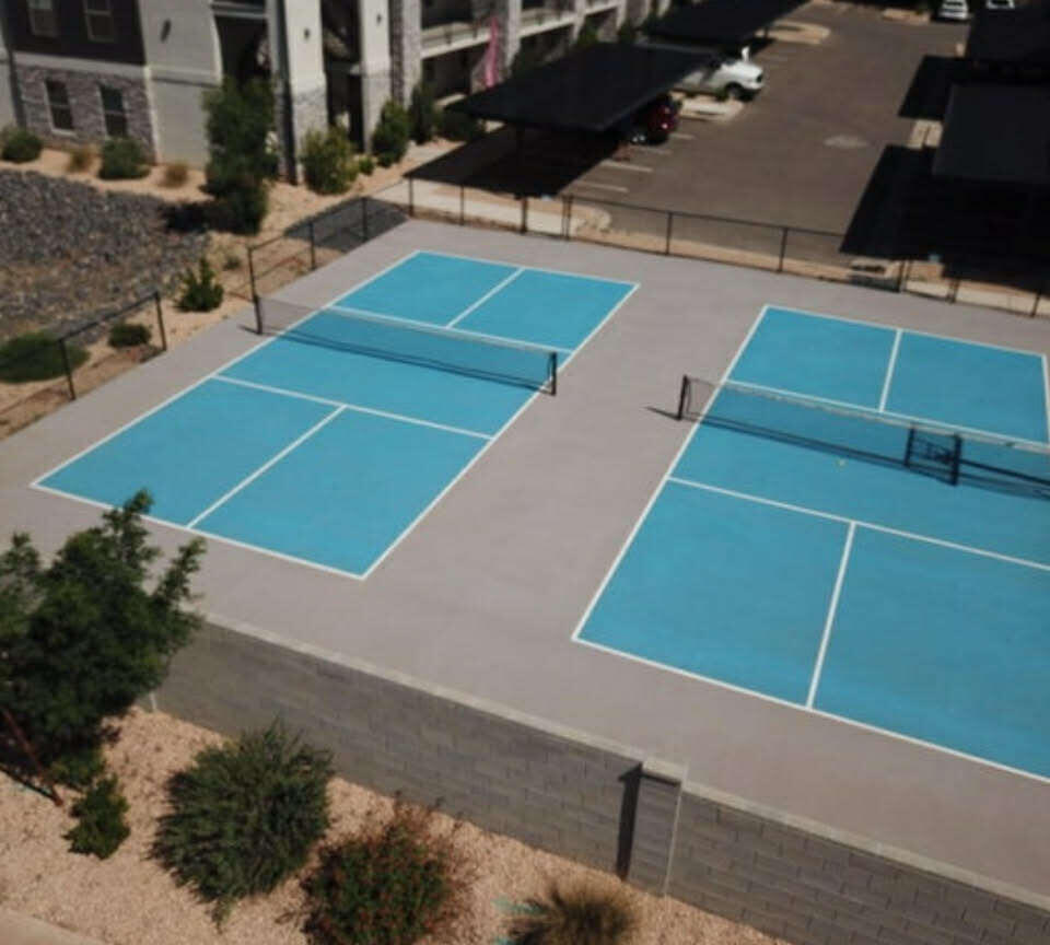 RED VISTA CONDO - Residential