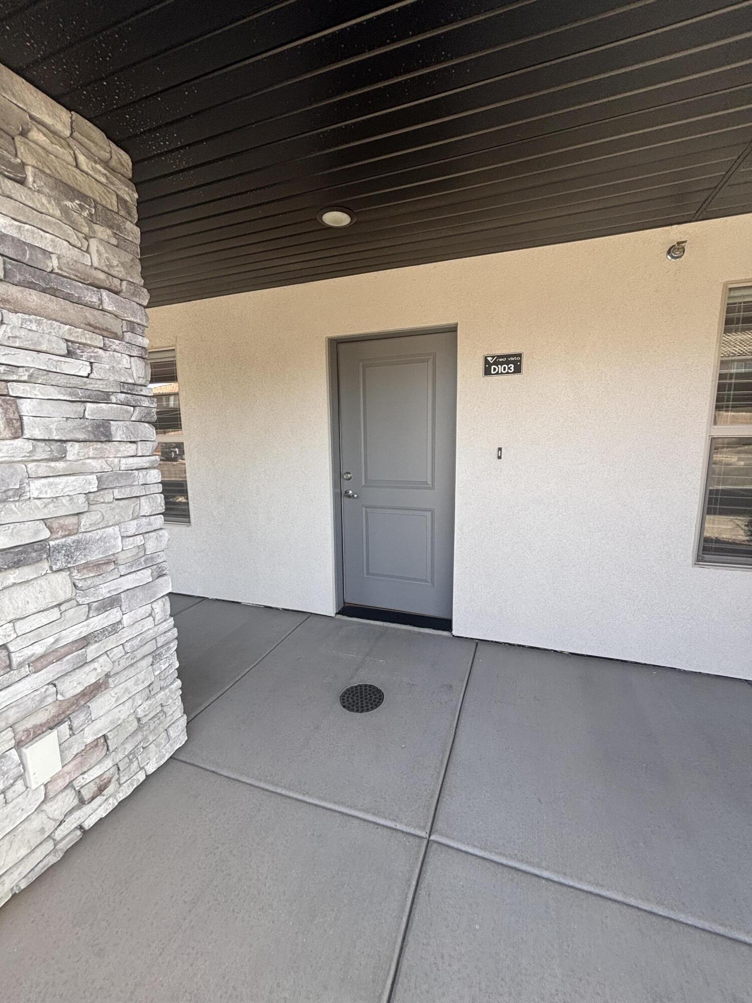 RED VISTA CONDO - Residential