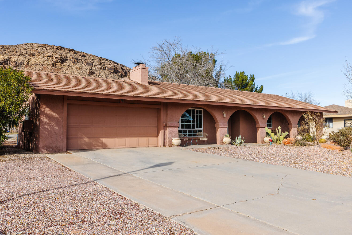 BLOOMINGTON COUNTRY CLUB - Residential