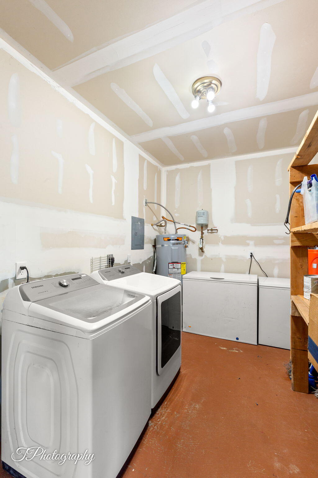 DIXIE DEER ESTATES - Residential