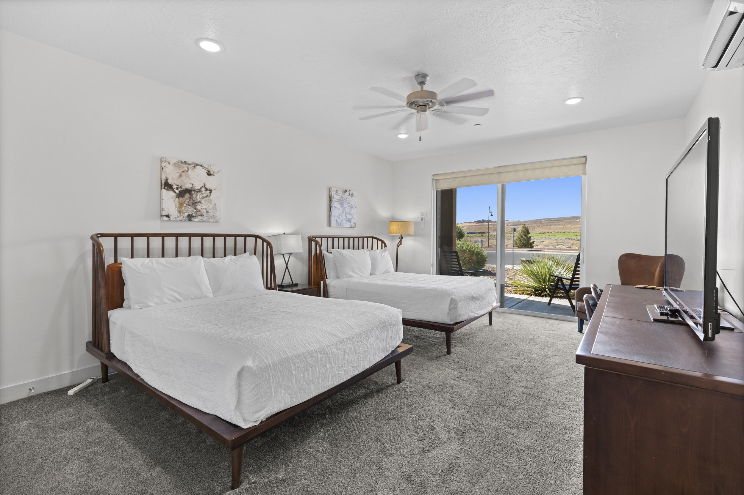 VILLAS AT SAND HOLLOW - Residential