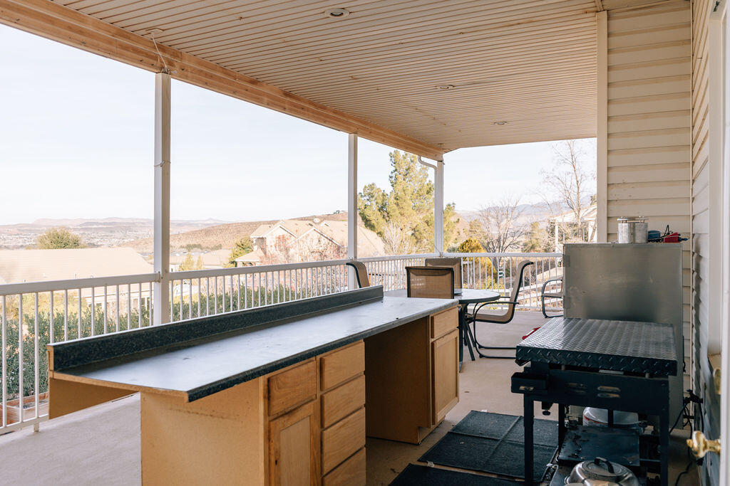 MAJESTIC VIEW - Residential